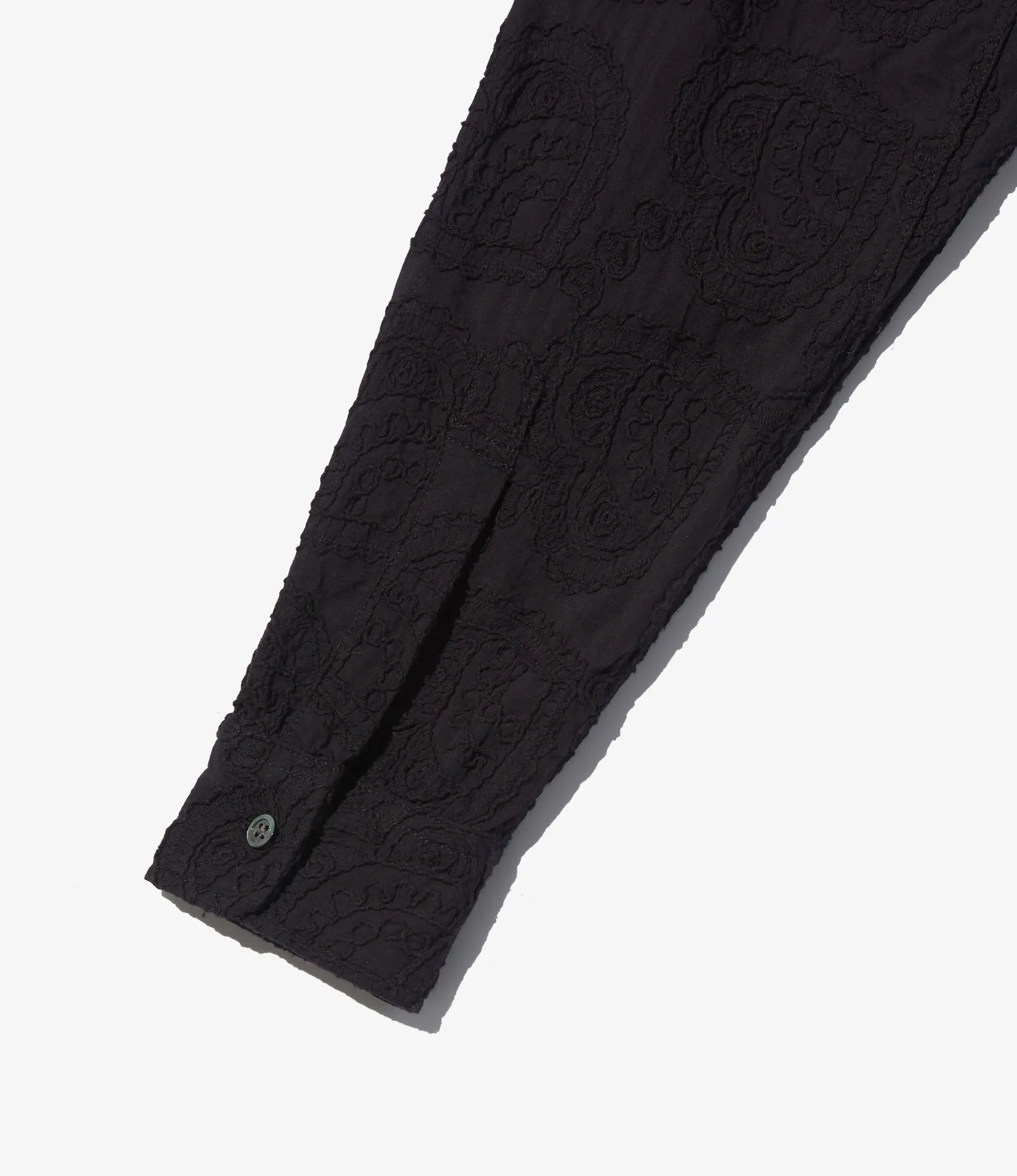 Flexible Ribbed Neckline 19th Century Button Down Shirt ?C Black Paisley Embroidered Cotton