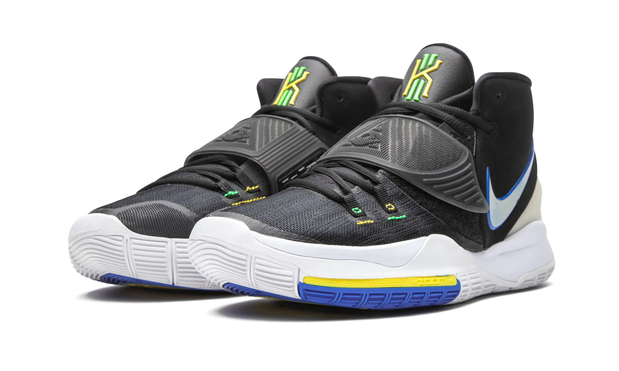 Asphalt running running in snowy weather Kyrie 6 "Shutter Shades"