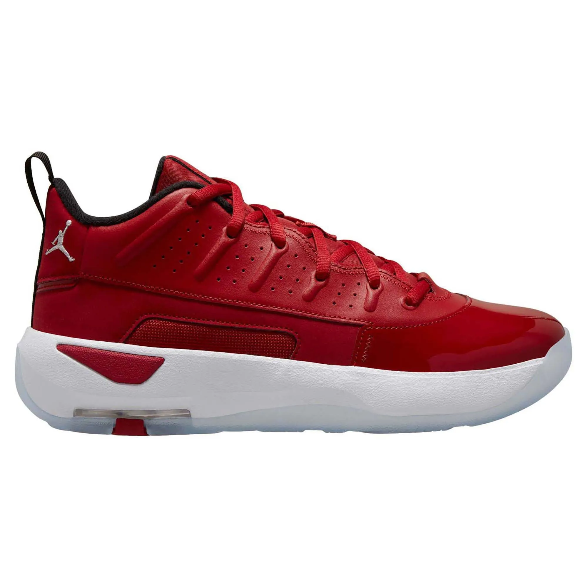 running in a historic bridge area shoes Max Aura 7 Men's Basketball Shoes