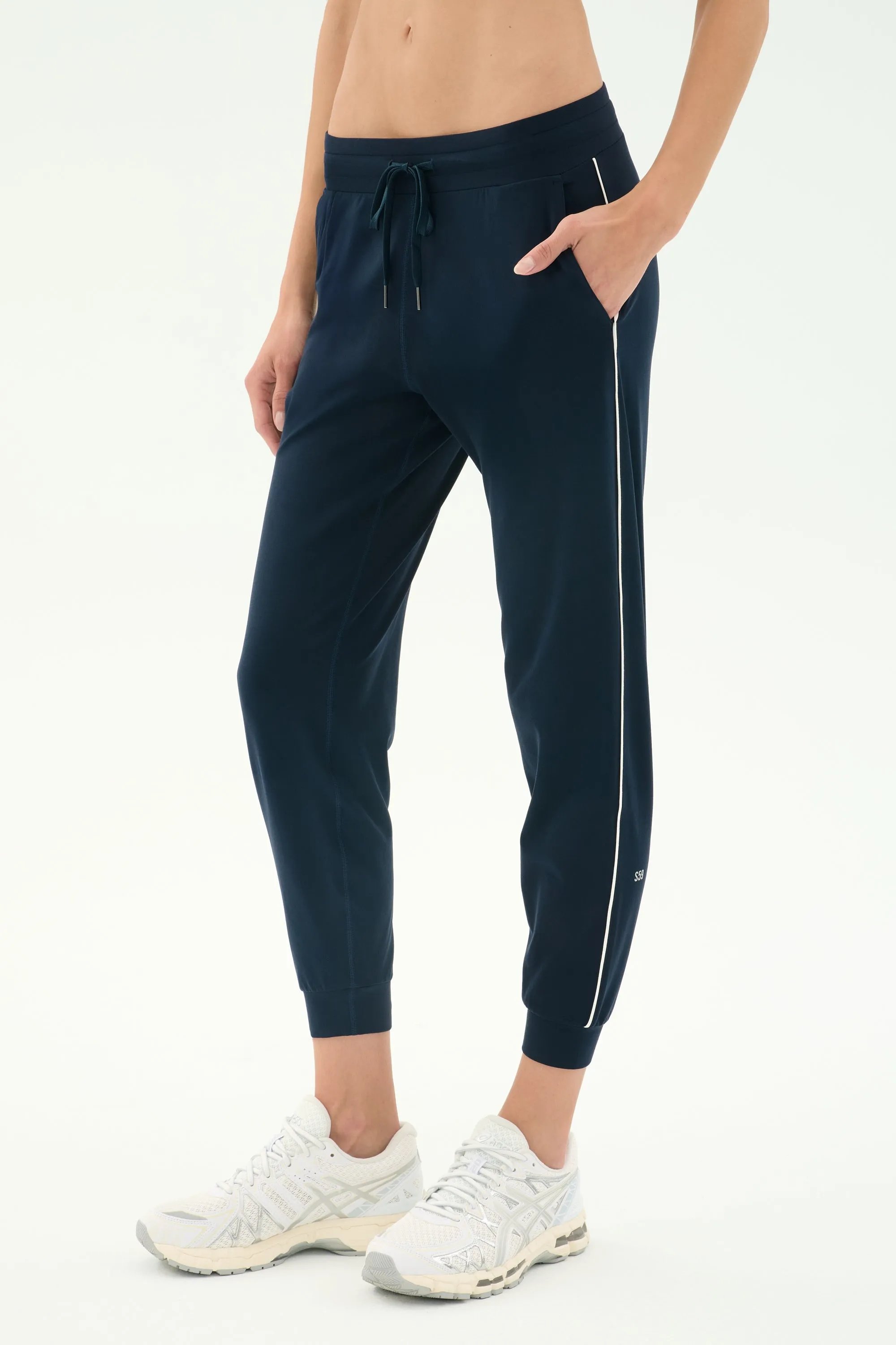Fit Control Airweight Jogger 7/8 with Piping - Indigo/White