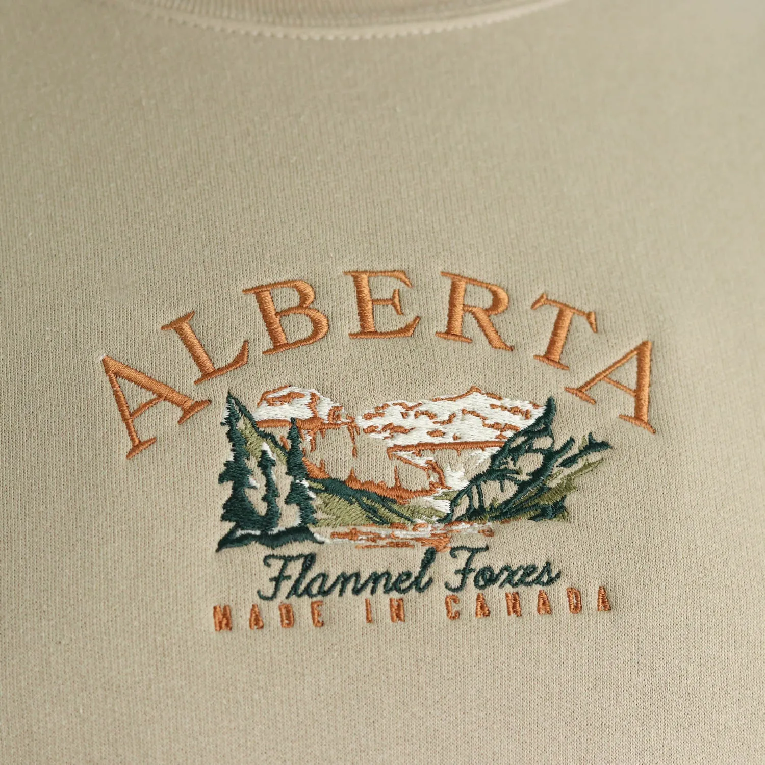 Alberta Sweatshirt Cozy Pullover Semi Formal