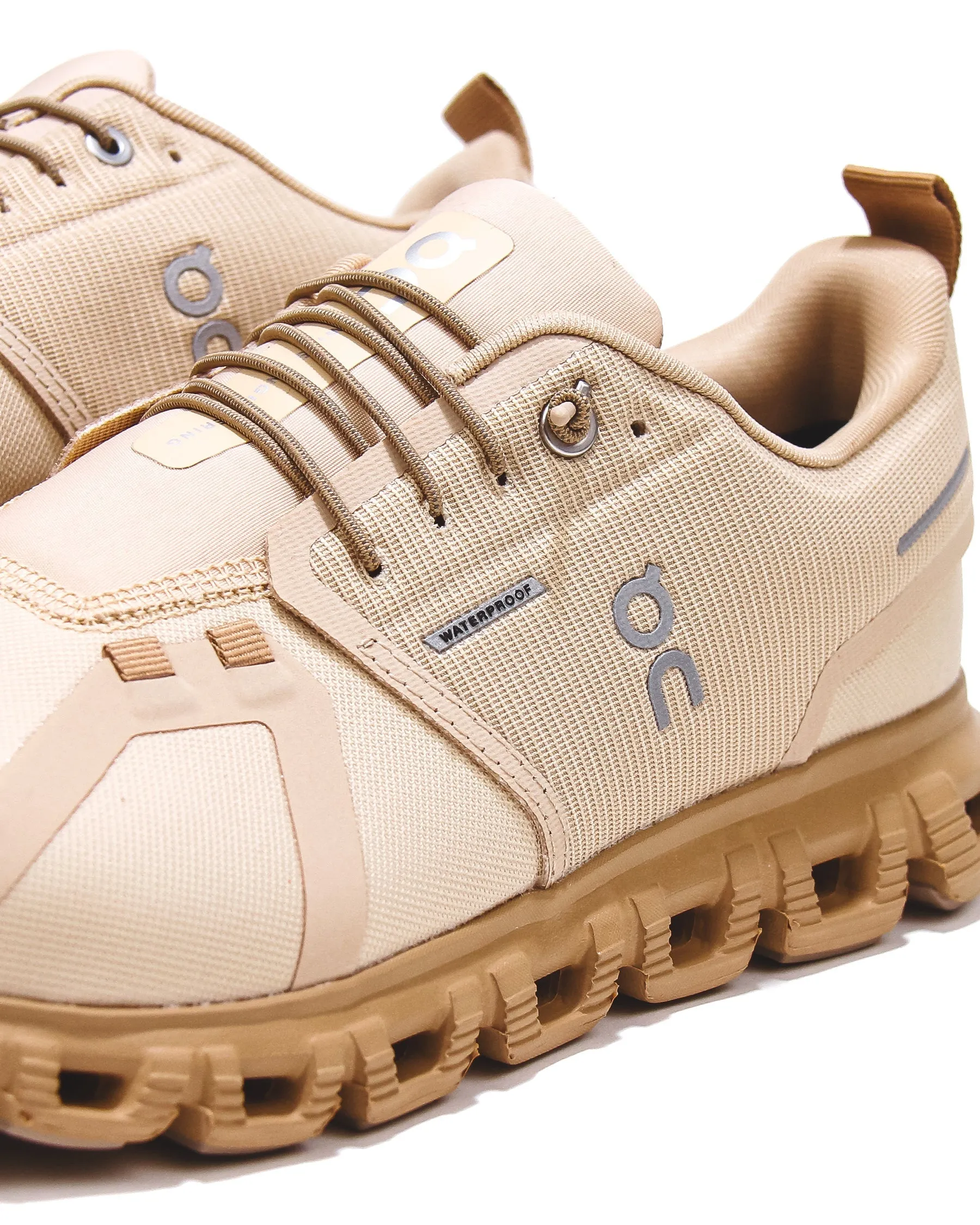 ON Men Cloud 6 WP Sand Dune Core 3MF10061441 Padded Tongue Design