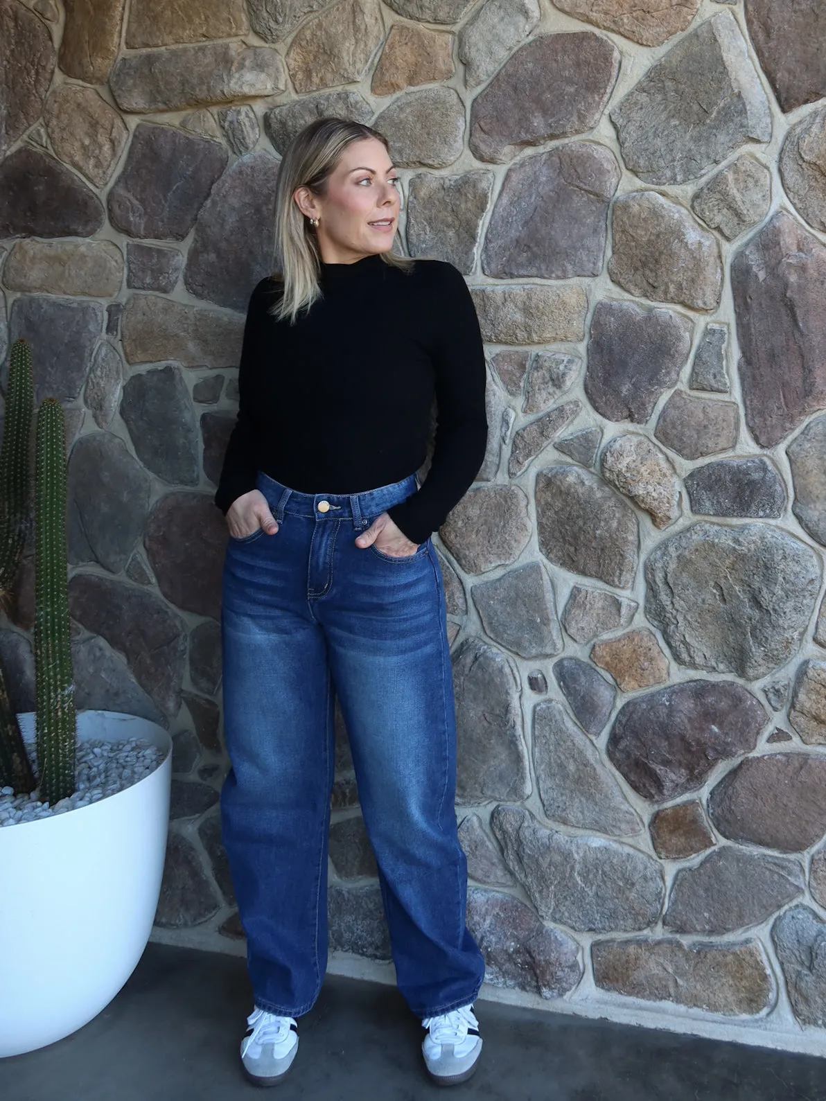 Winter Warmth Festival Outfit Outdoor Adventure Relaxed Style Bold Atlas Barrel Jeans- Dark