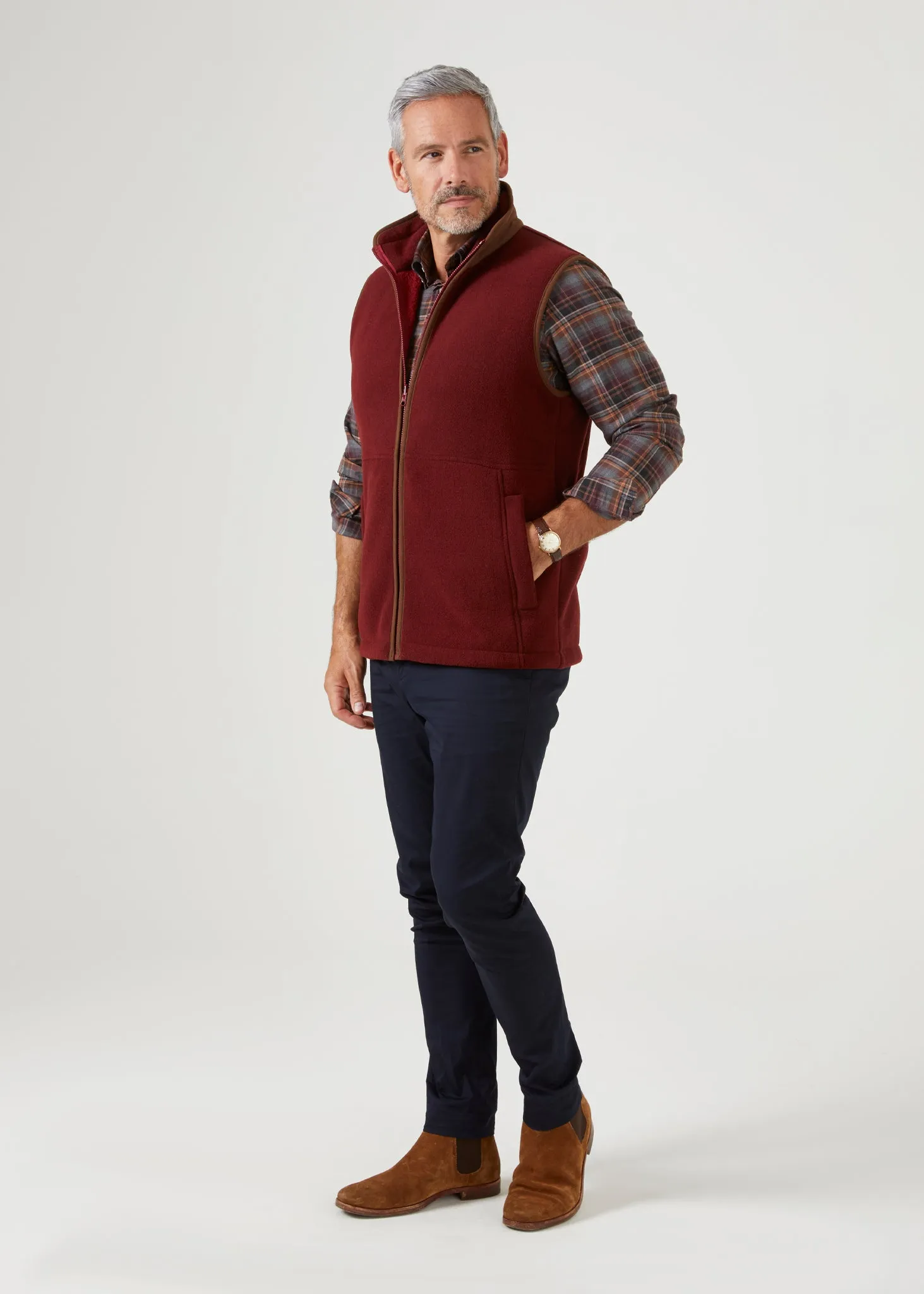 Aylsham Men's Fleece Gilet In Bloodstone - Regular Fit Sporty Comfort