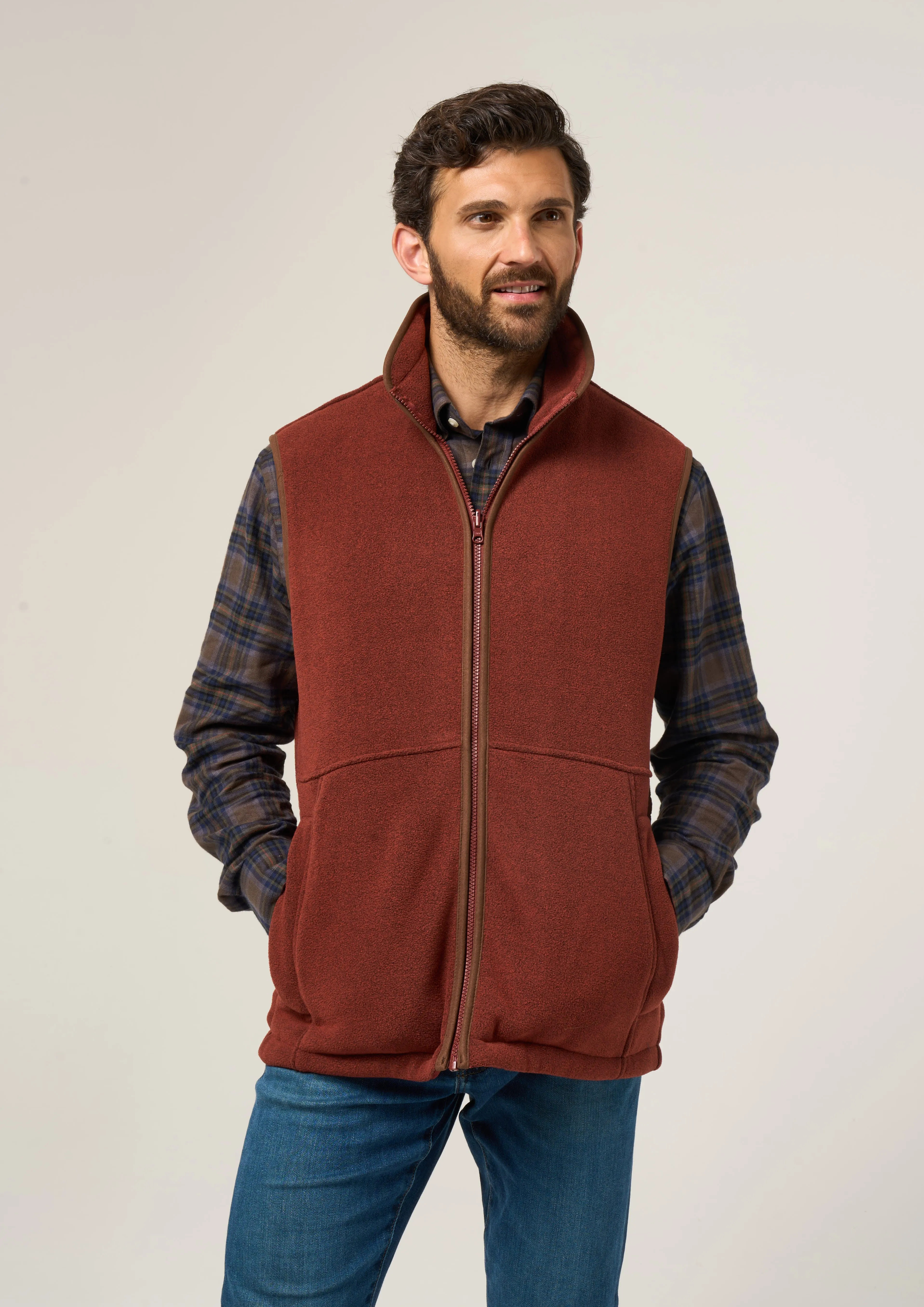 Aylsham Men's Fleece Gilet In Rust - Regular Fit Cold Day Functional Comfort Outfit