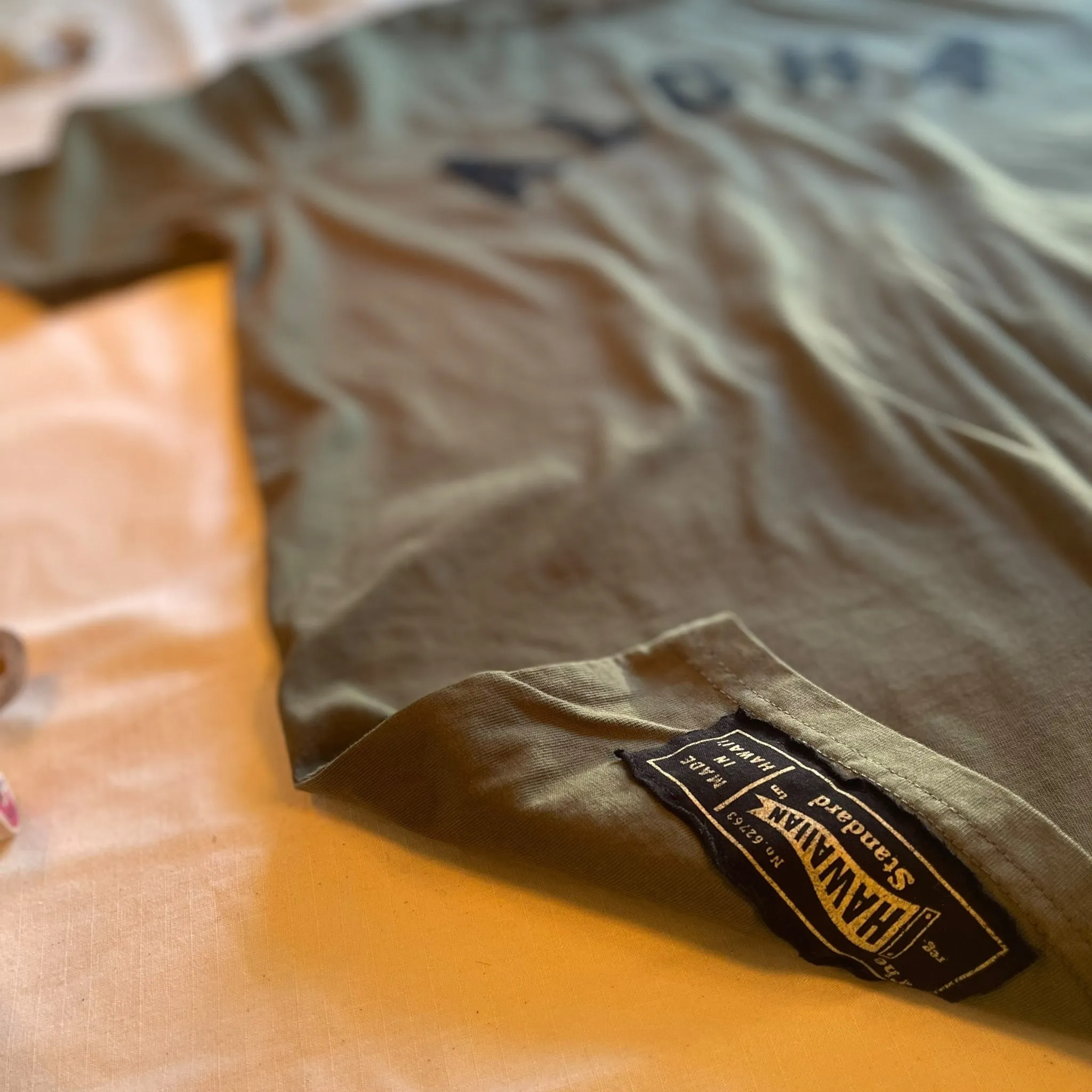 Mens Cotton T-Shirt in Olive x Aloha applique Cool Layer Wear SoftenedNeckline