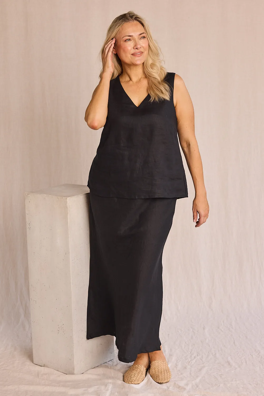 Ember Linen Cami in Black Fresh Trend