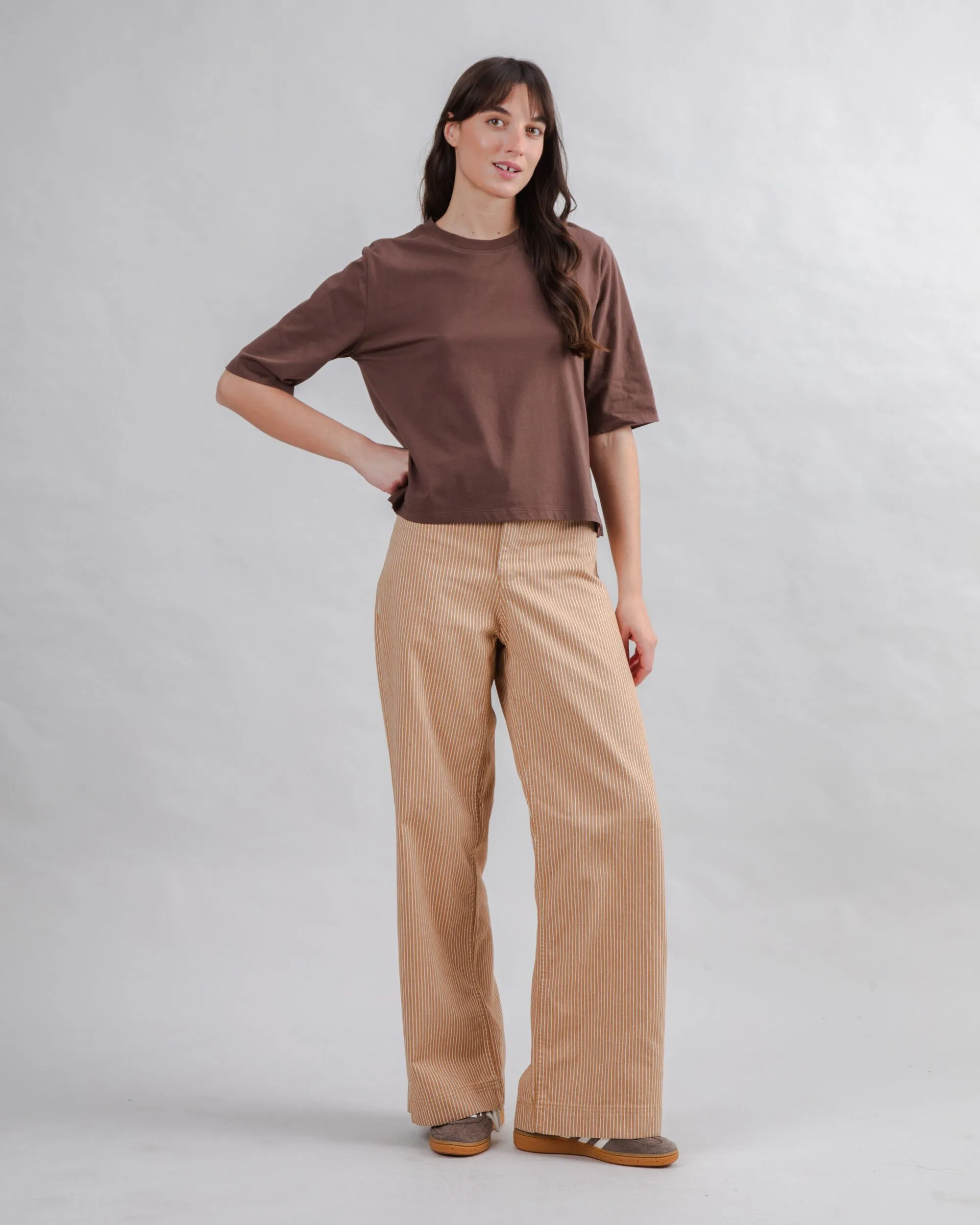 Bombon Label Squared Tee Brown Chic and Cozy Feminine Appeal