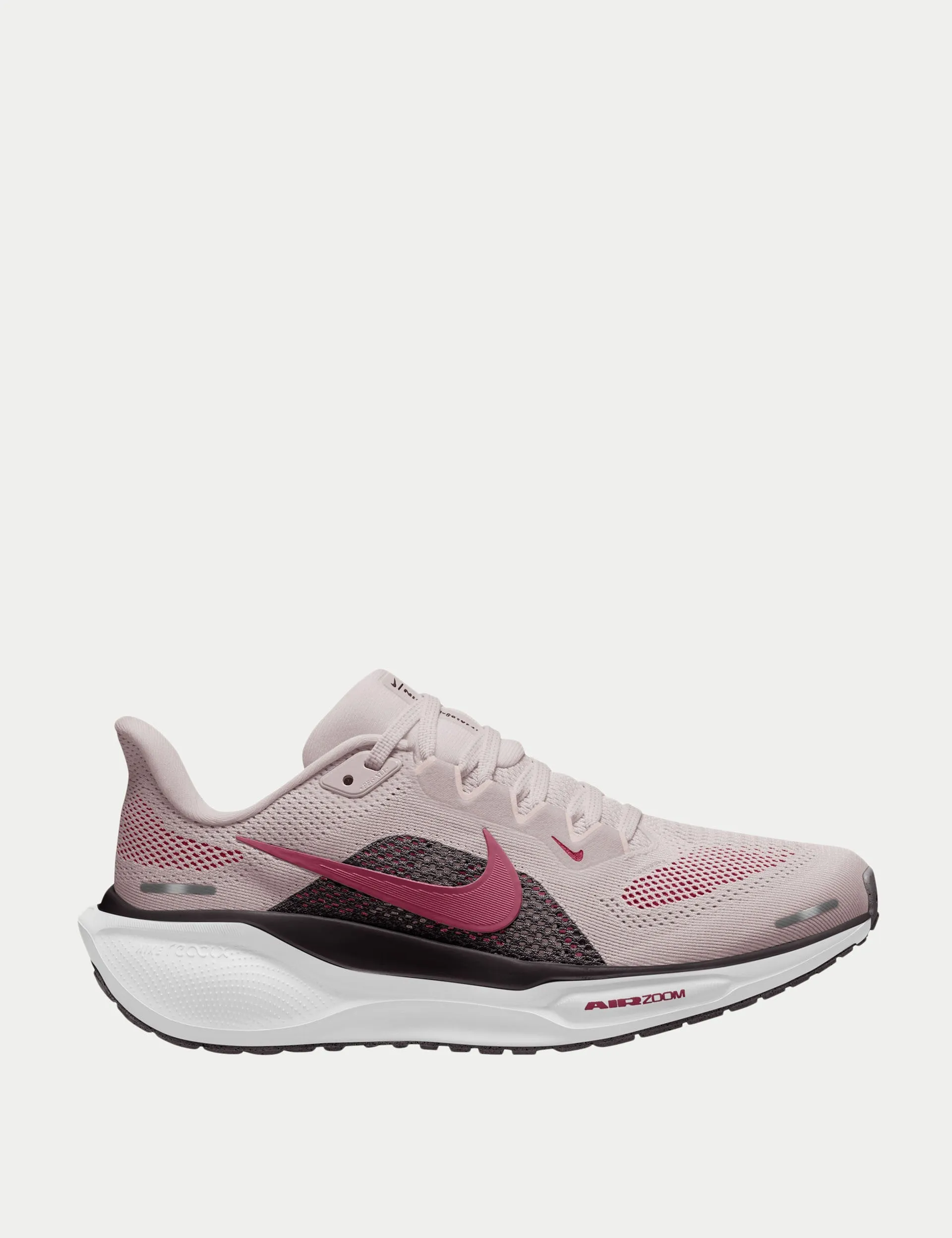 Pegasus 41 Shoes - Platinum Violet/Sweet Beet/Off Noir Dark running in a fen area shoes