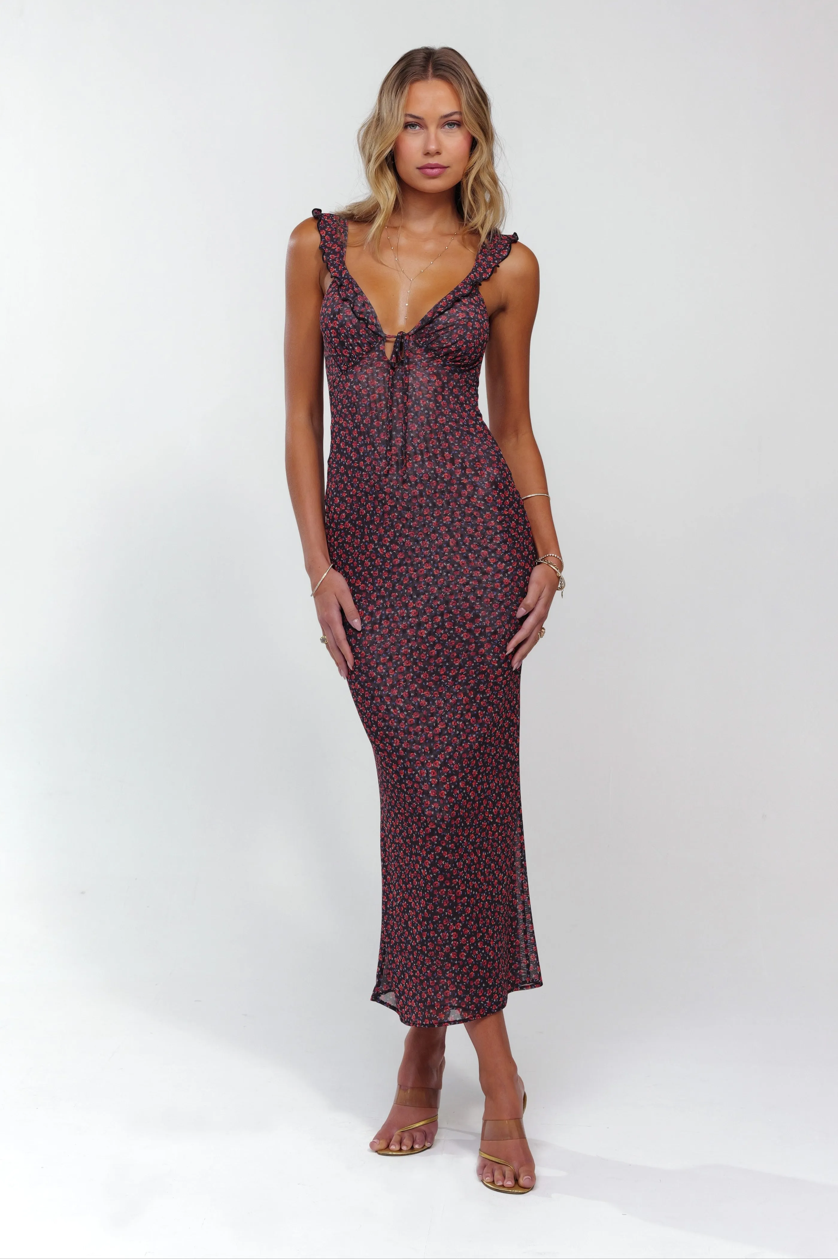 Trendy Vibes Goldie Dress in Besos