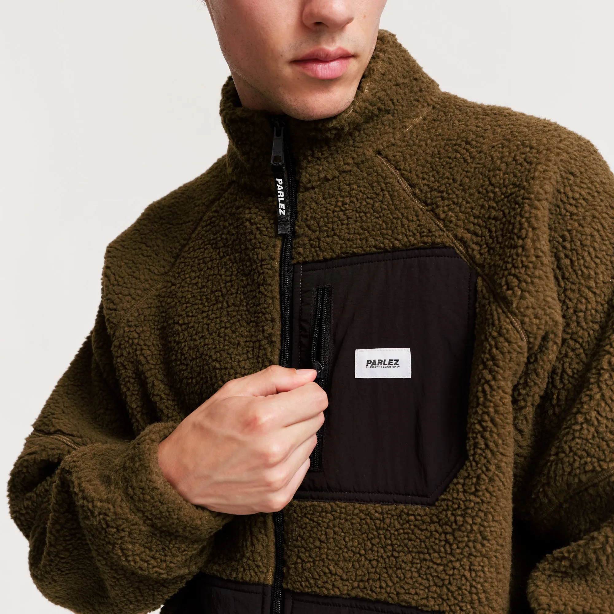 Ascend Fleece Moss Comfy Outfit