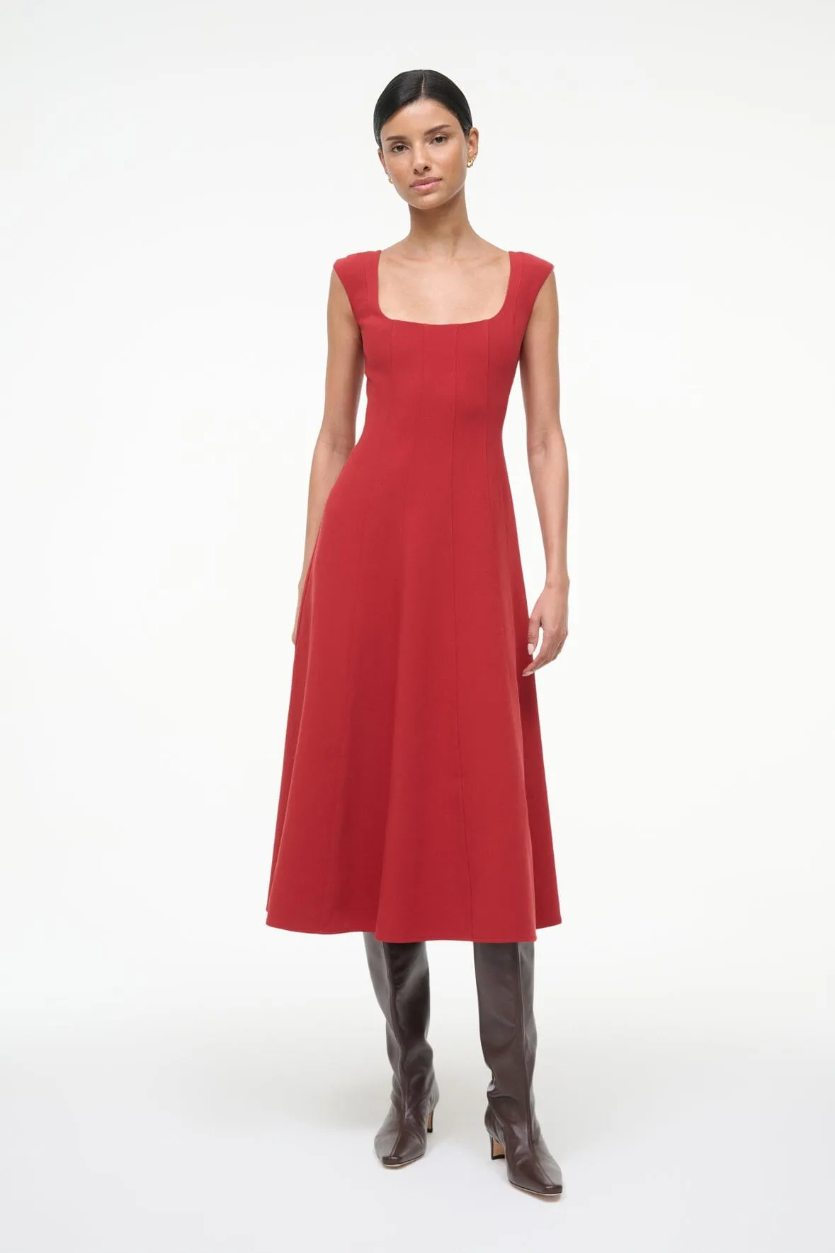 Button Accent CHARLOTTE DRESS | ROUGE