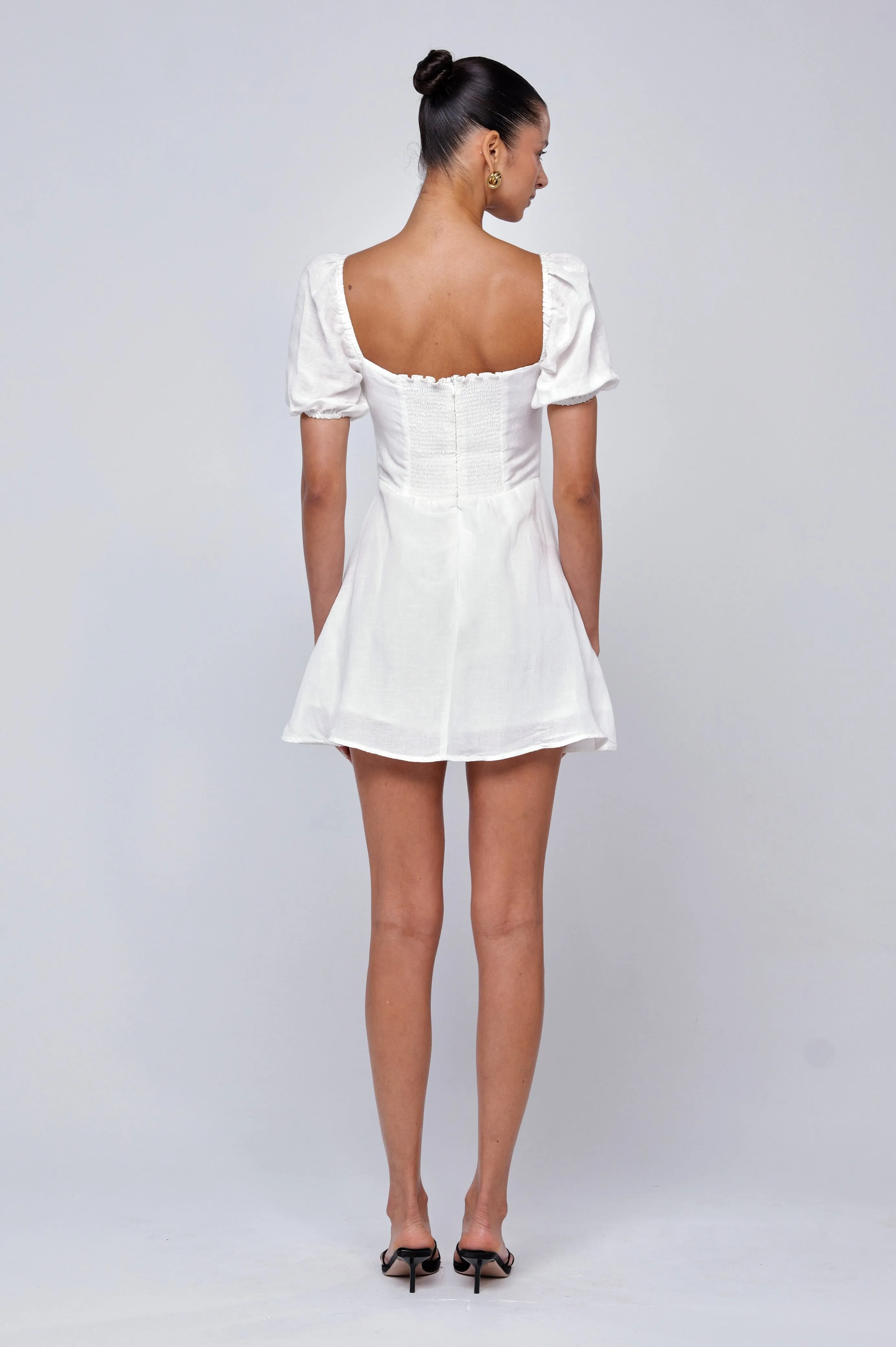 Winnie Mini in White Linen Classic and Chic Smart Casual