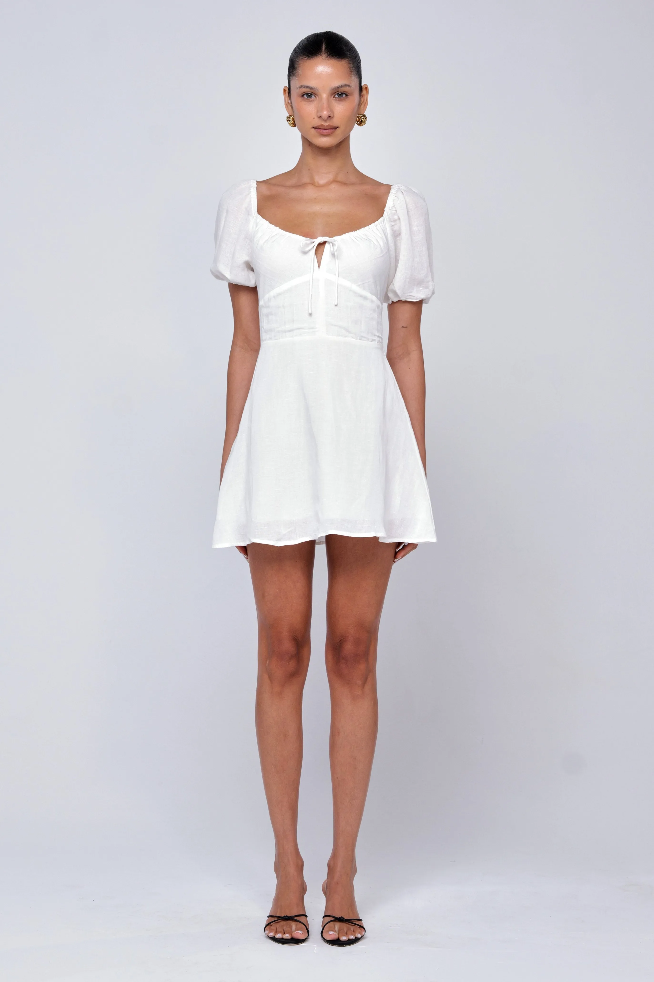Winnie Mini in White Linen Puff-Sleeve