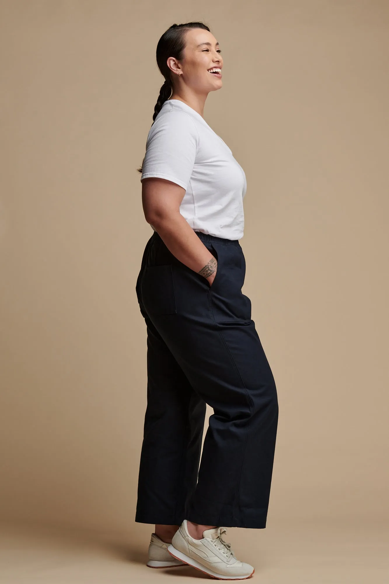 Hygienic Inner Layer Slim Wear Design Camerawoman Drawstring Tapered Cotton Canvas Trousers - Navy