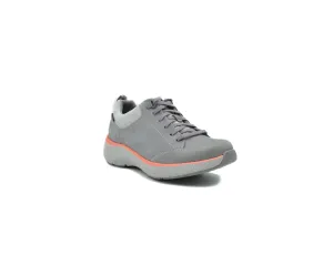 CLARKS WAVE 2.0 Shock absorption tech Functional Shoes