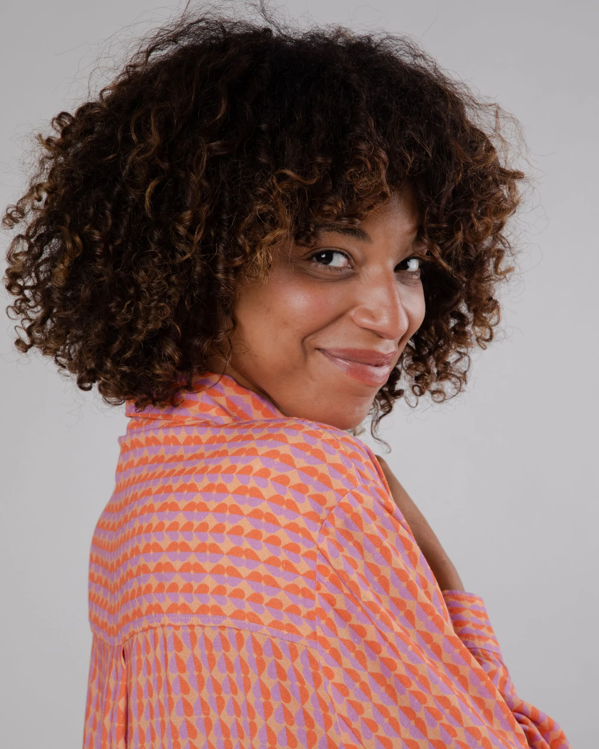 Light and Soft Gummie Boxy Blouse Coral