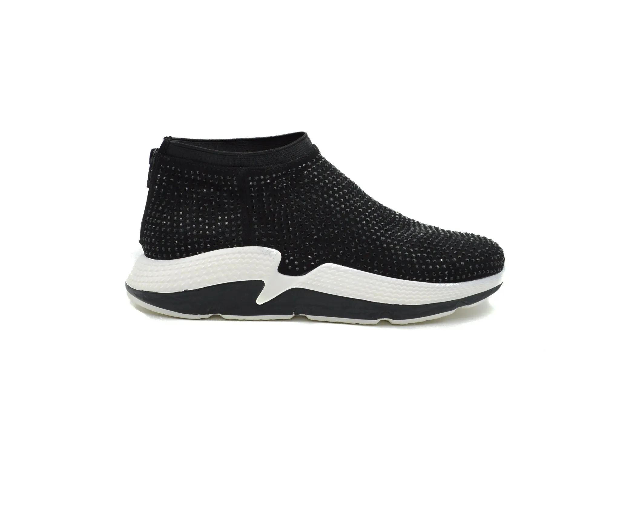 L'AMOUR DES PIEDS Helana Park Stroll