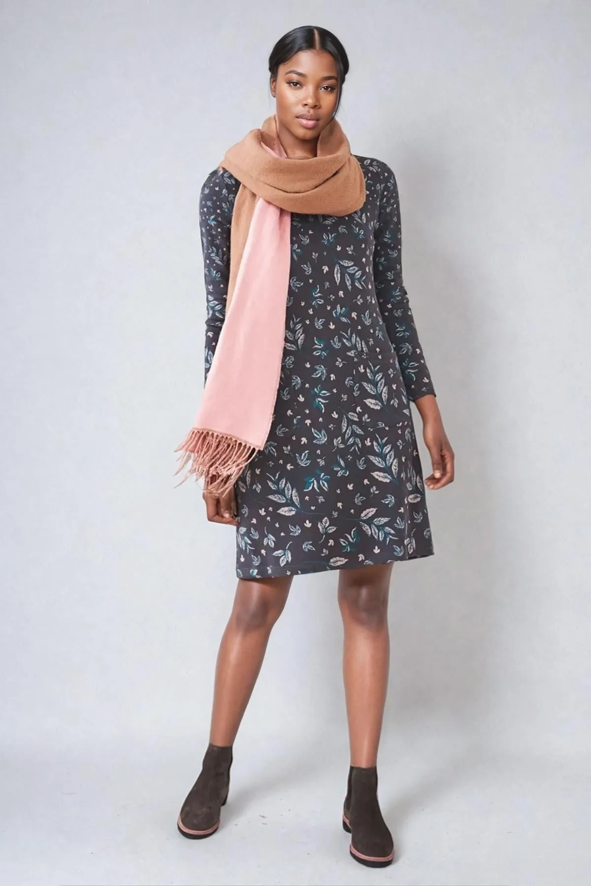 Fleur Jacquard Jersey Dress Clean Edge Textured Layers