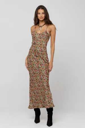 Layered Fit Chic Design Micah Dress in Fig