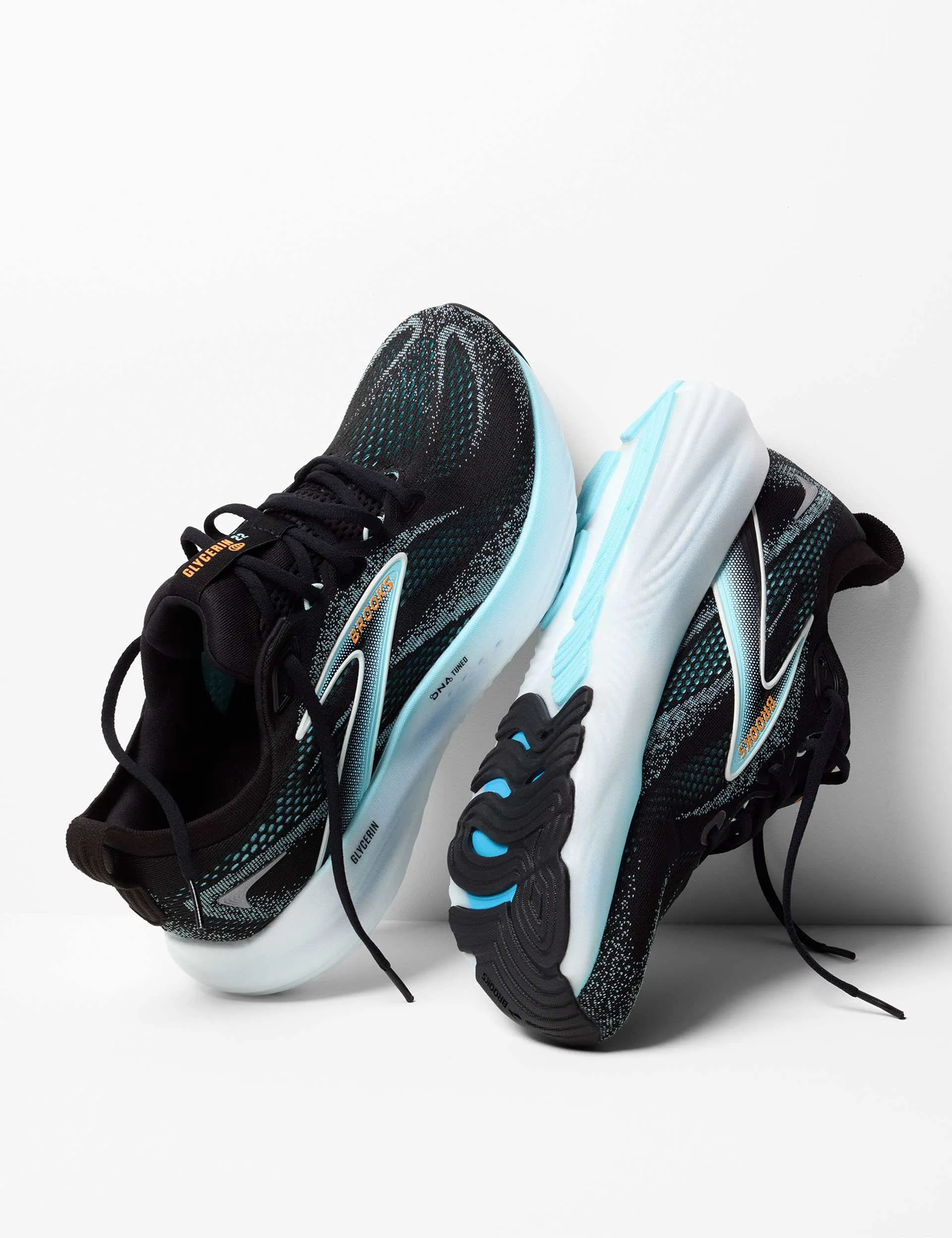 Comfort Focused Engineering Glycerin 22 - Black/Atomizer/Blazing Orange