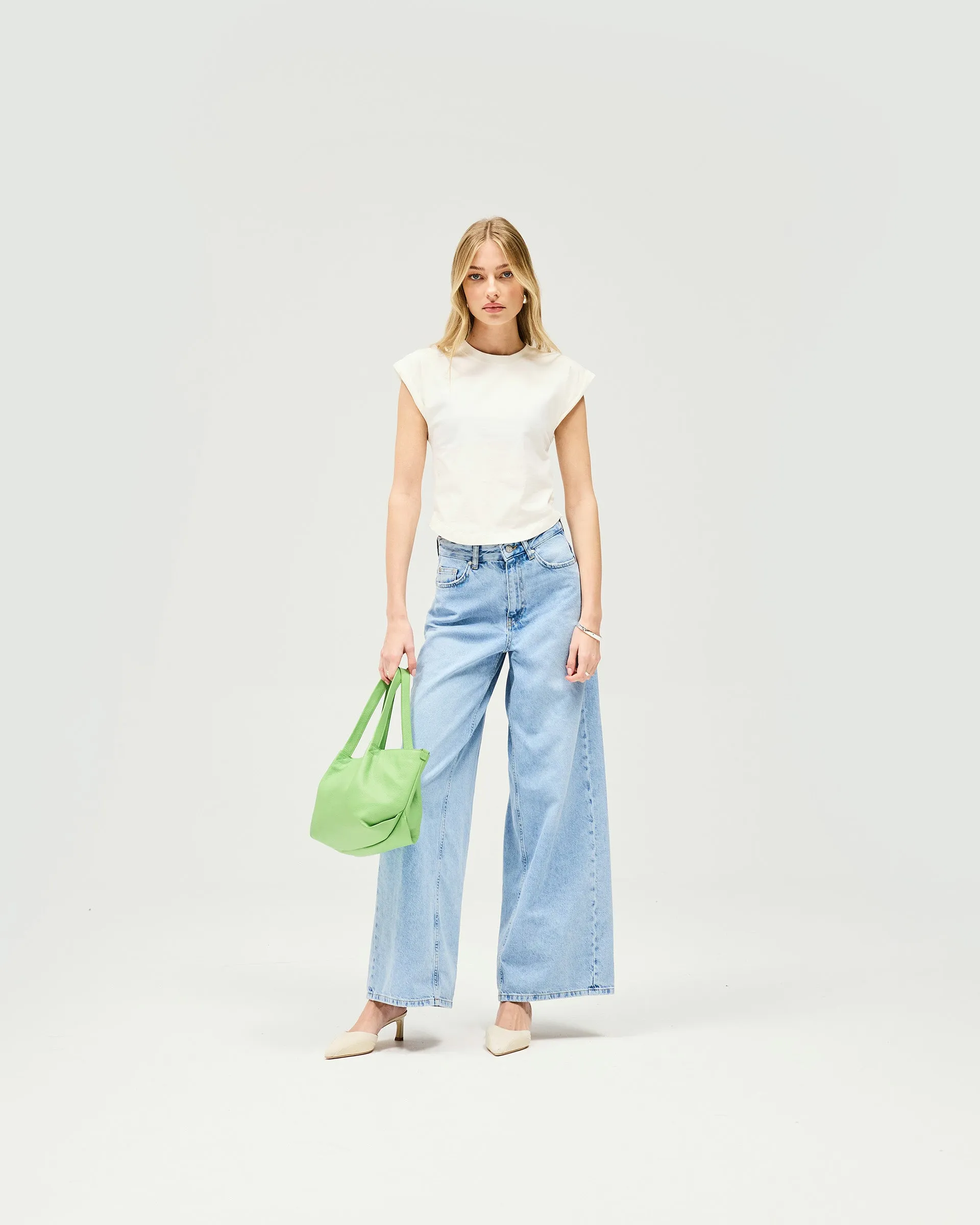 Mid Rise Wide Leg Jean - Washed Blue Essential Layer