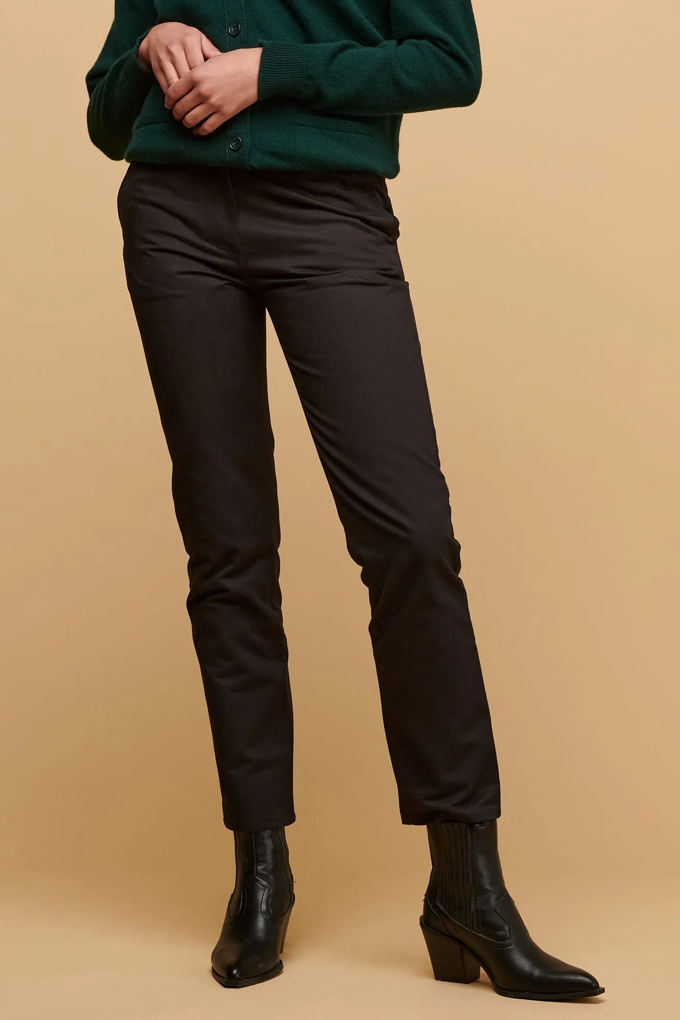 Everyday Essential AntiPillingFabric Women's Heavyweight Slim Chino - Black