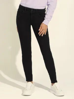 Casual Look Balanced Look Mid-Rise Curve Skinny Denim Jeans in Black