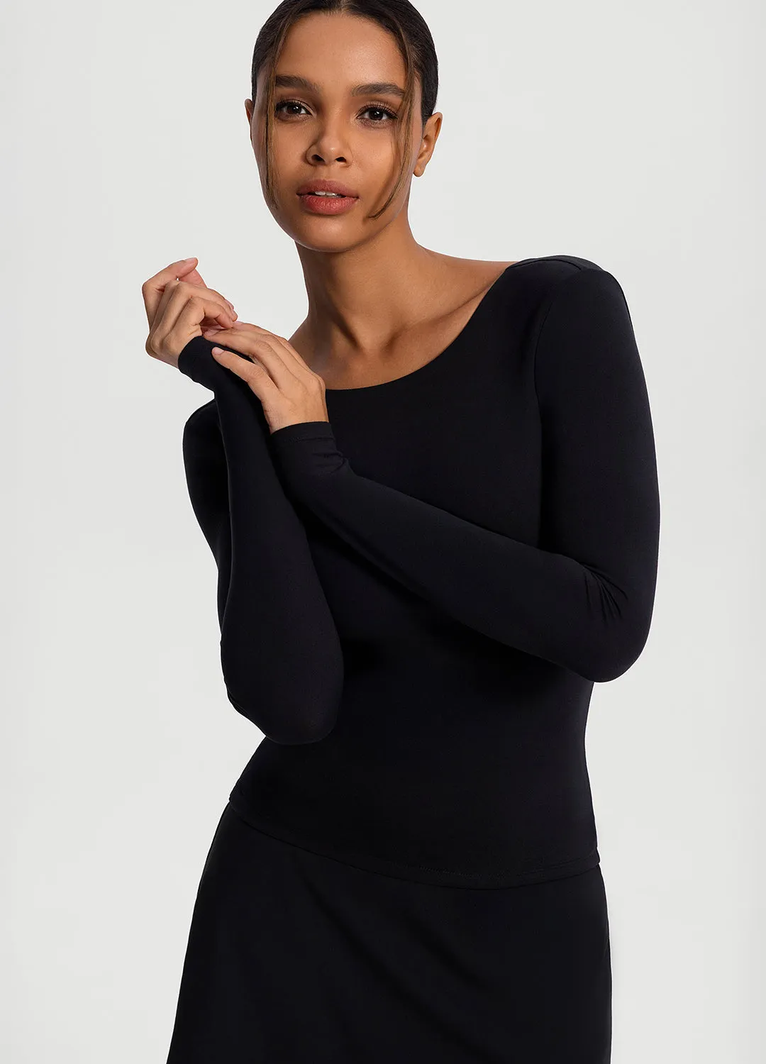 Casual Performance Fit Leisure Wear Open-Back Long Sleeve Top