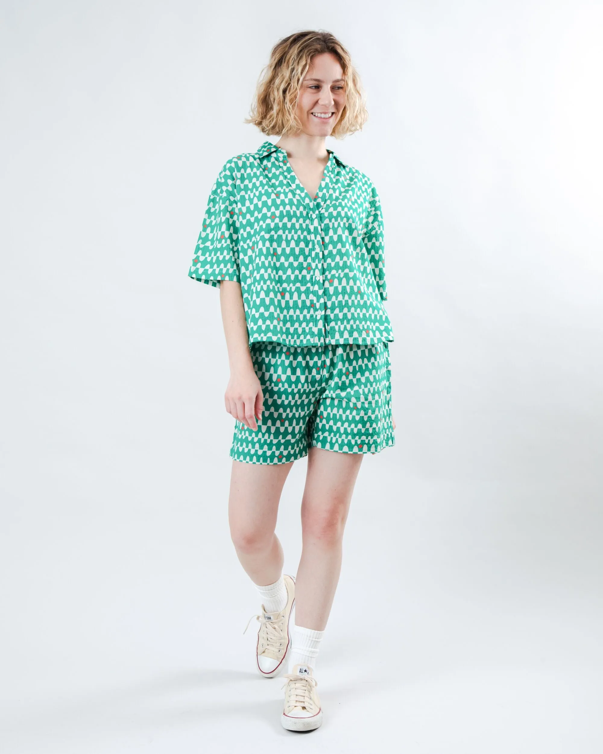 UV Protective Coating Outdoor Leisure Look Sunset Cropped Blouse Green