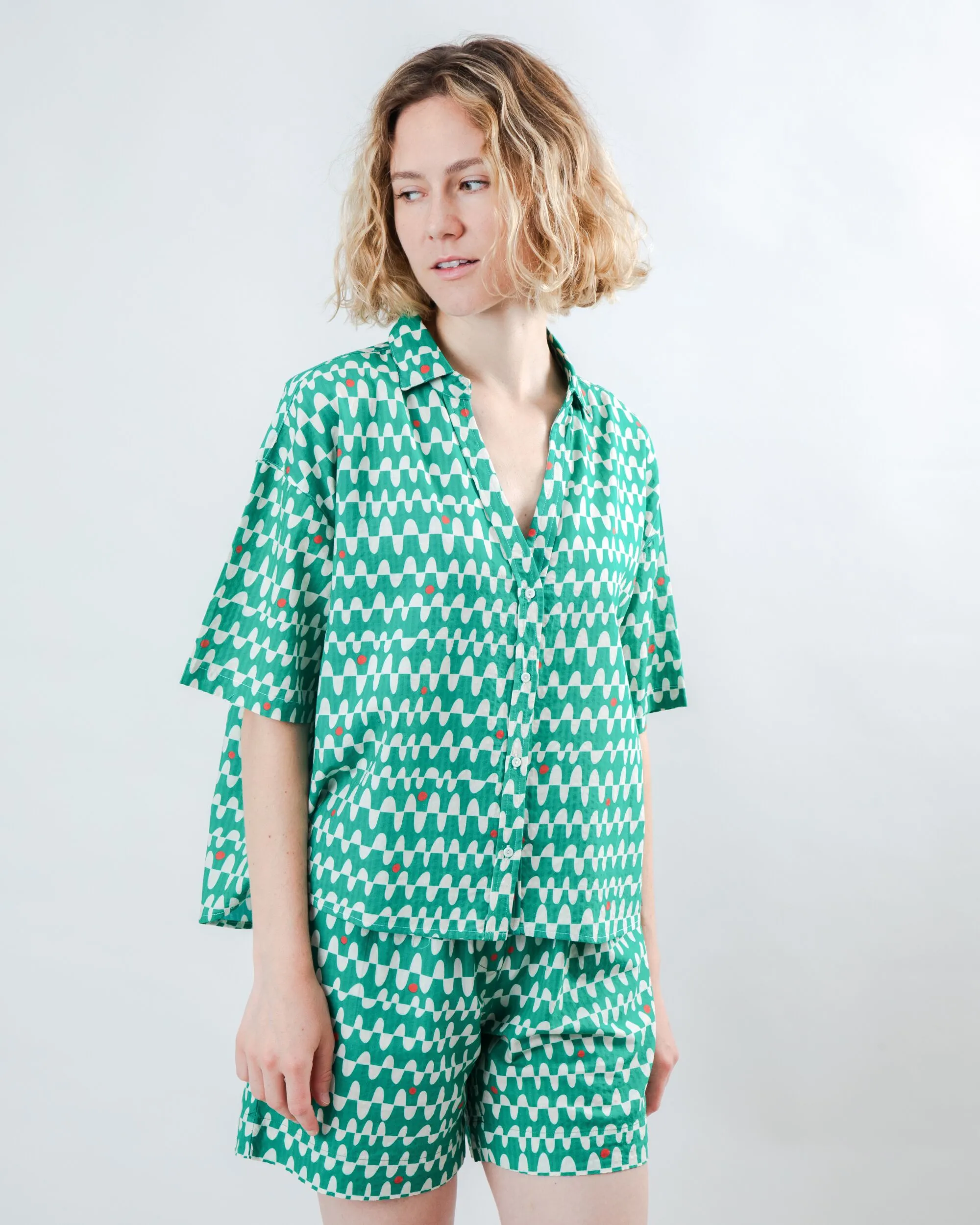 Slim Fit Design Sunset Cropped Blouse Green