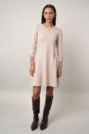Happy Fit The Scalloped Hem Knit Dress