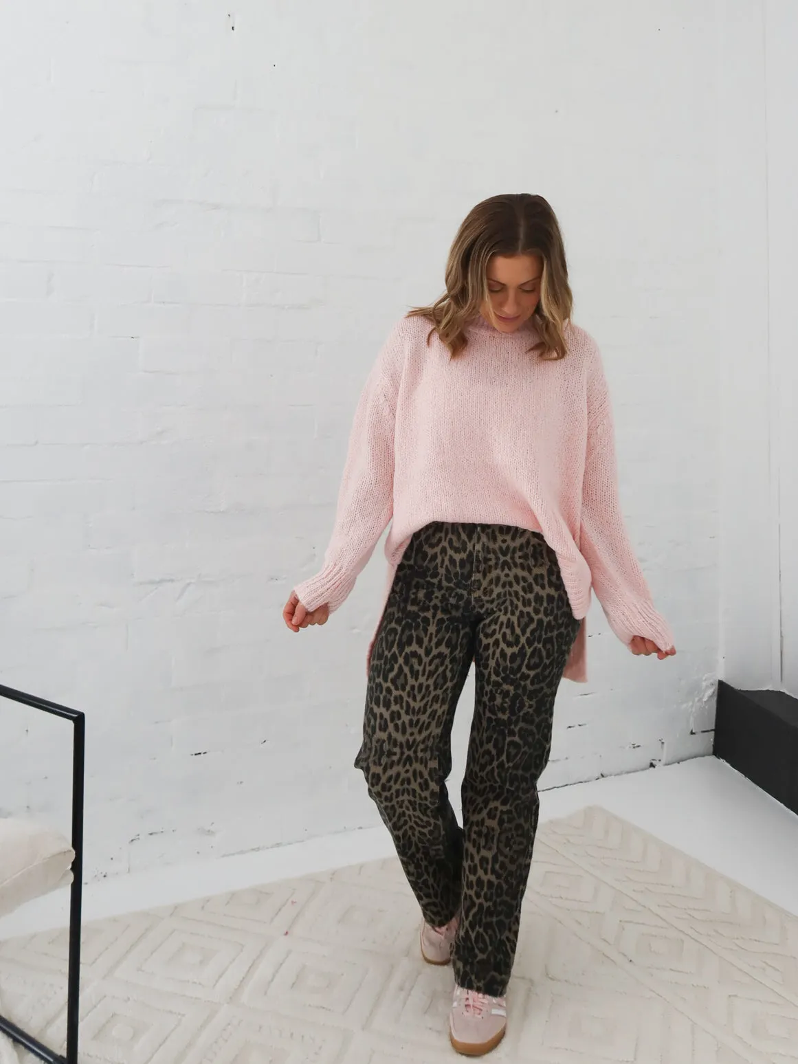 Denzil Jeans Sleek Waistband Winter Warmth Outdoor Adventure