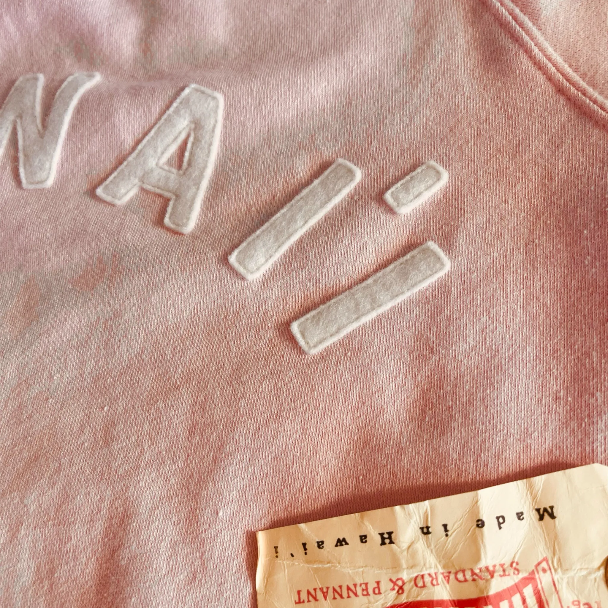 running suitable Mens Raglan Fleece Light Pink x Off White HAWAI`I Applique