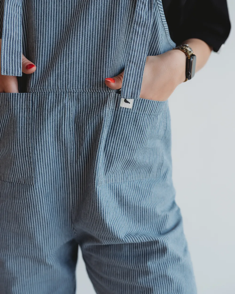 TearResistant TemperatureRegulating Lila Blue Pinstripe Print Dungarees