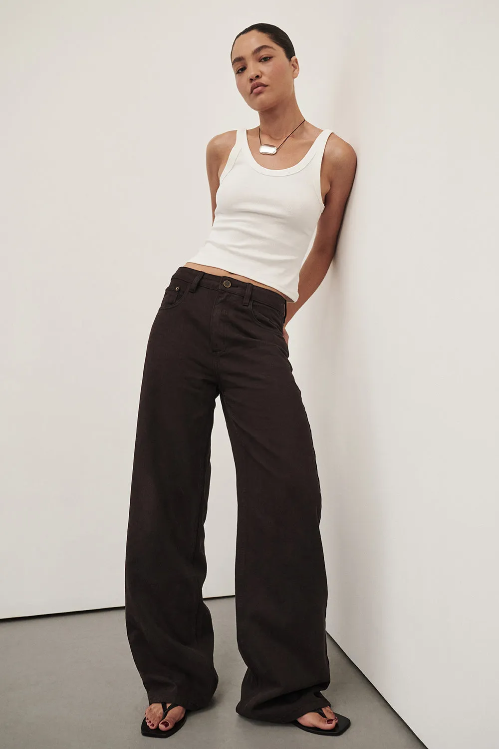 REAGAN 2.0 BURNT CHOC SLOUCHY JEAN Relaxed Cut