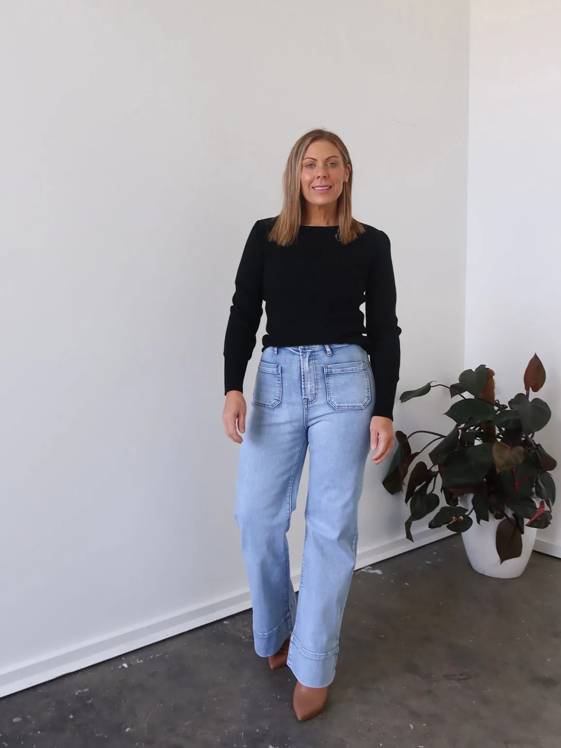 Bentley Jeans - Light Blue Weekend Style Outdoor Adventure