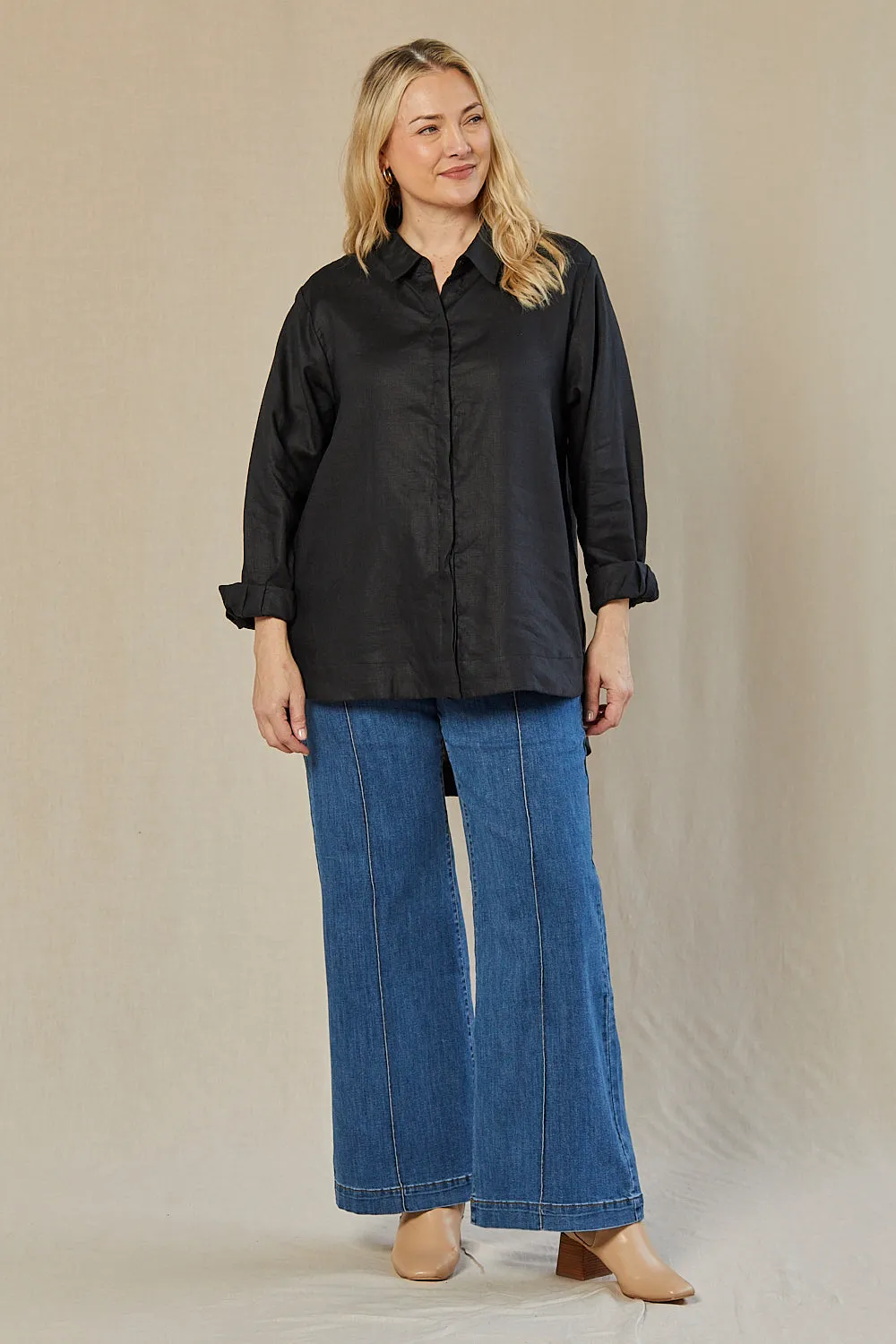 Oversized Linen Boyfriend Shirt in Black AntiBacterialTreatment