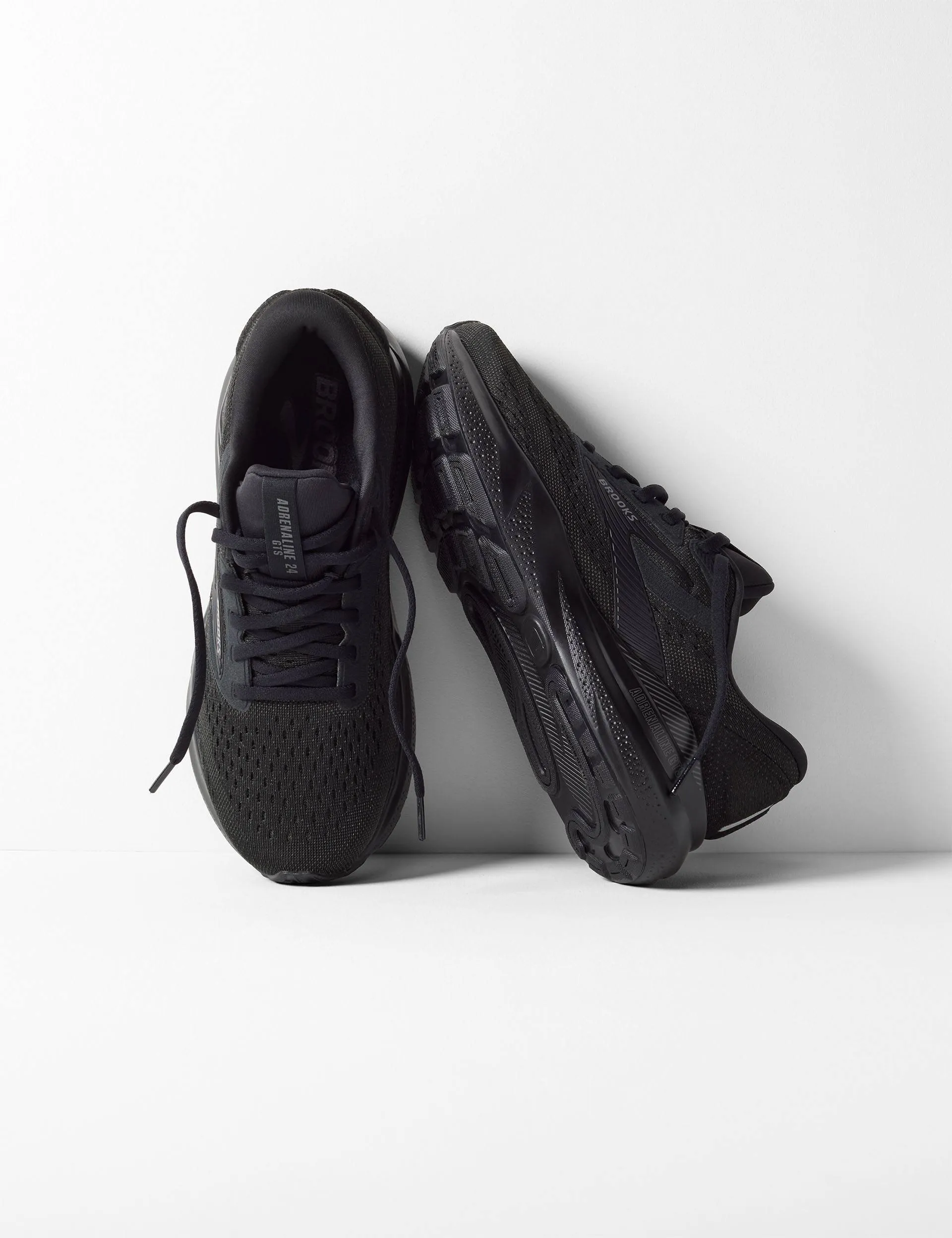 Adrenaline GTS 24 - Black/Black/Ebony sole