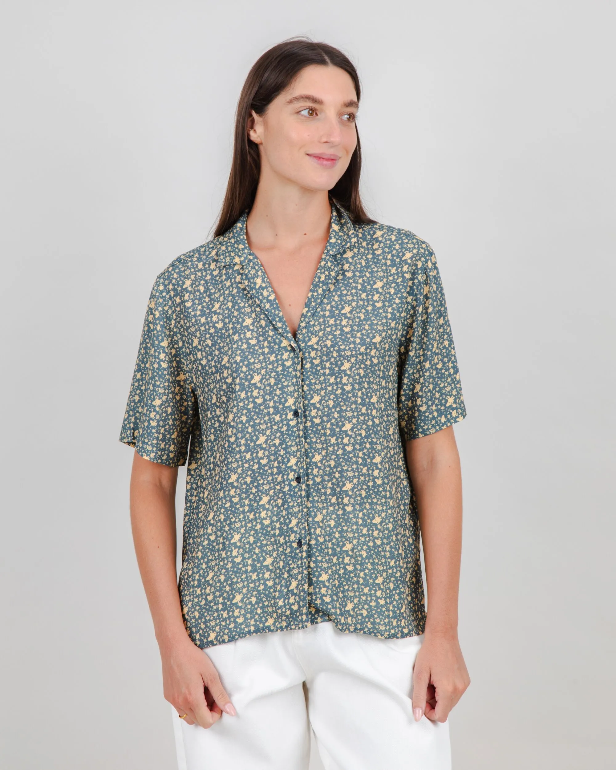 Quick-Dry Fabric Peanuts Woodstock Aloha Blouse Navy