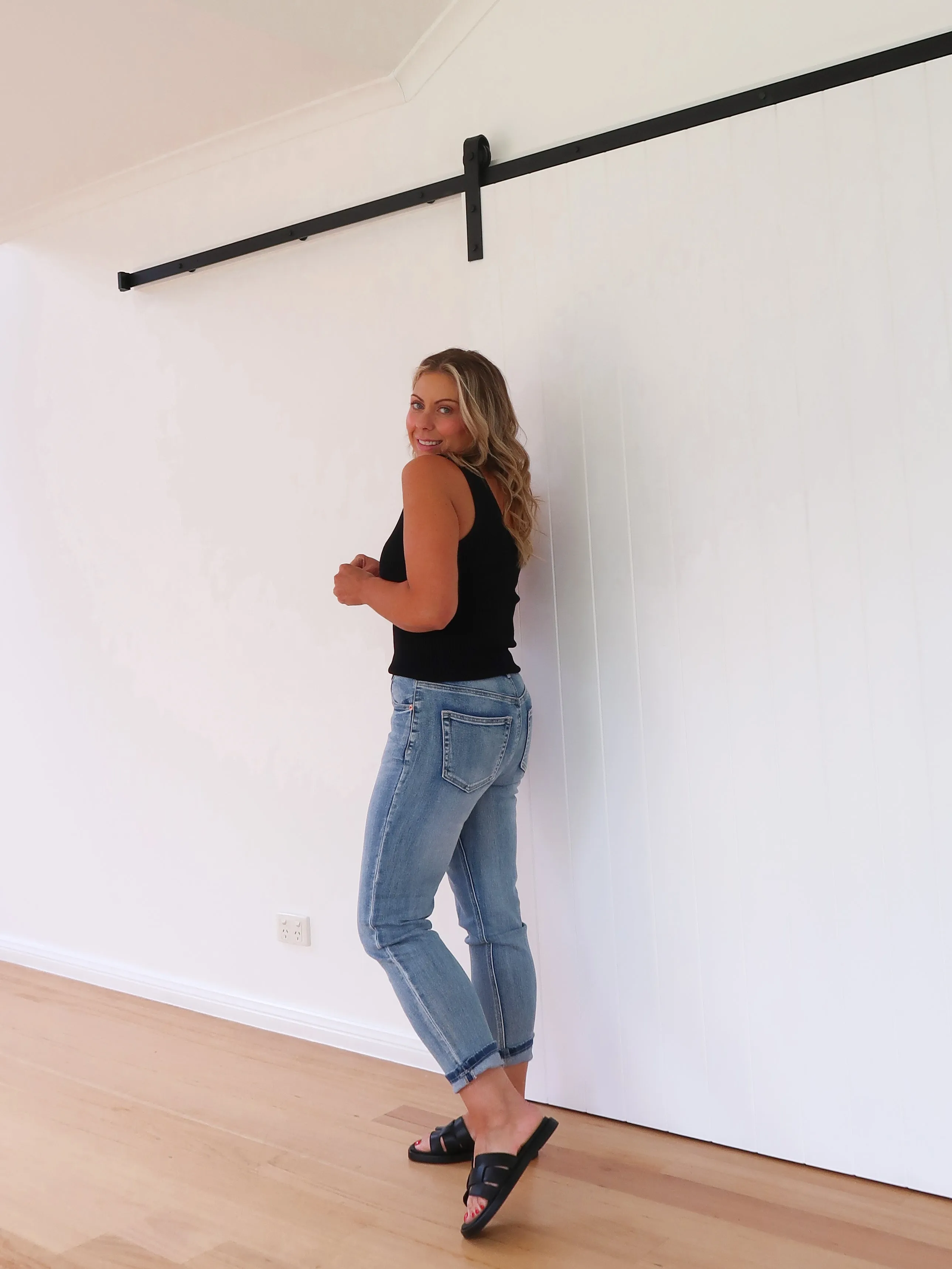 Aidan Jeans - ripped Wear Anytime