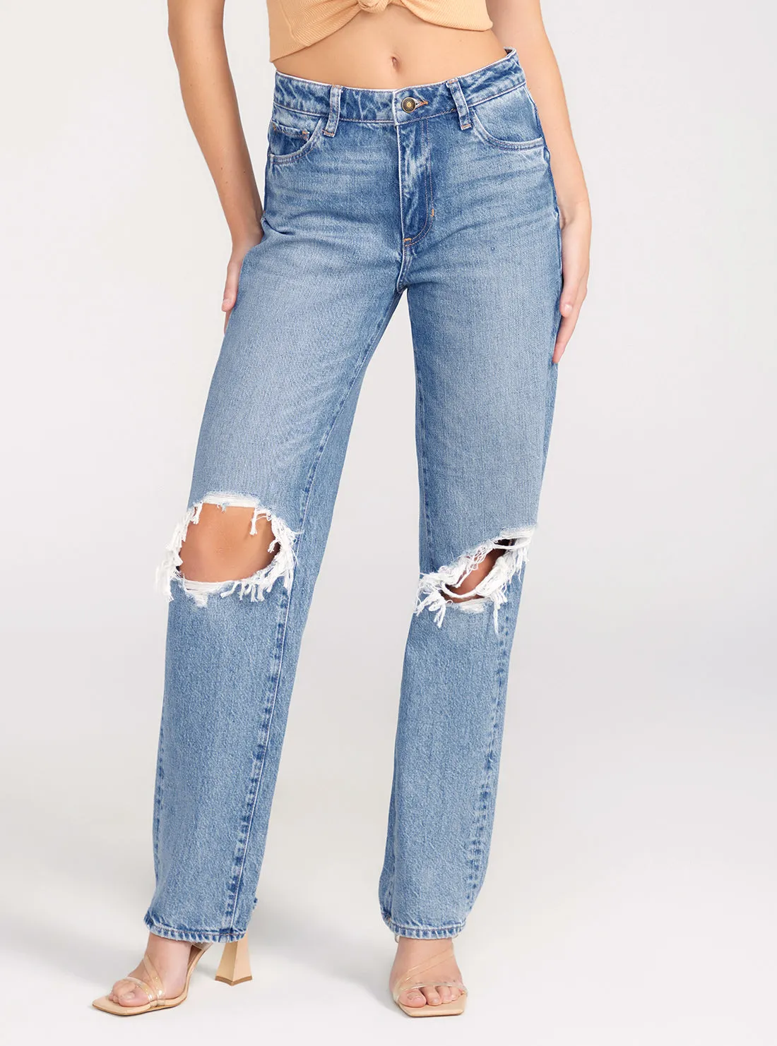 Mid-Rise Relaxed Straight Leg Jeans In Light Wash Easy Pair Youth Style Stylish Road Trip