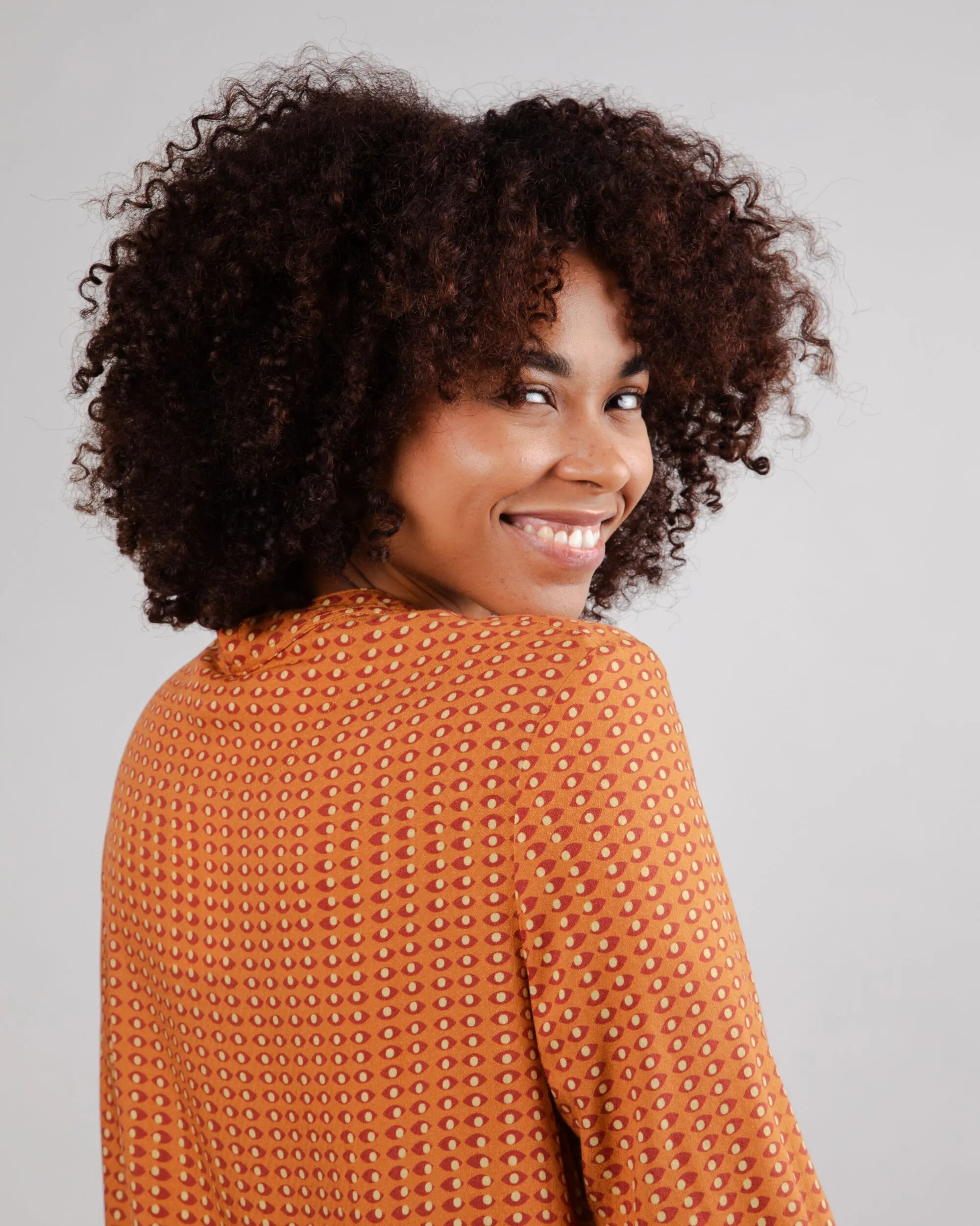 Eyes Mao Blouse Spices Slim fit clothing