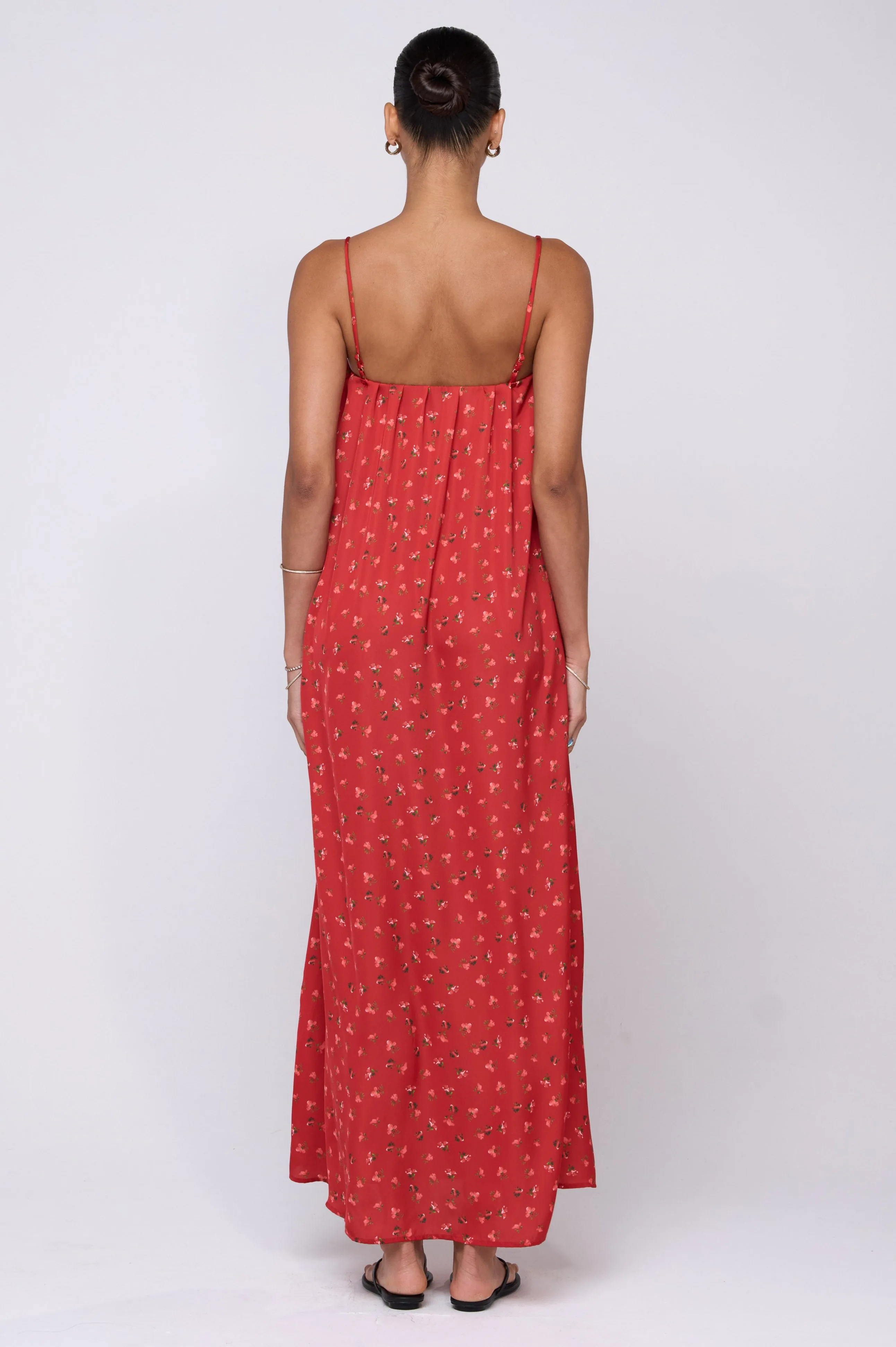 Faye Dress in Cayenne Smart Edge Clean Structure