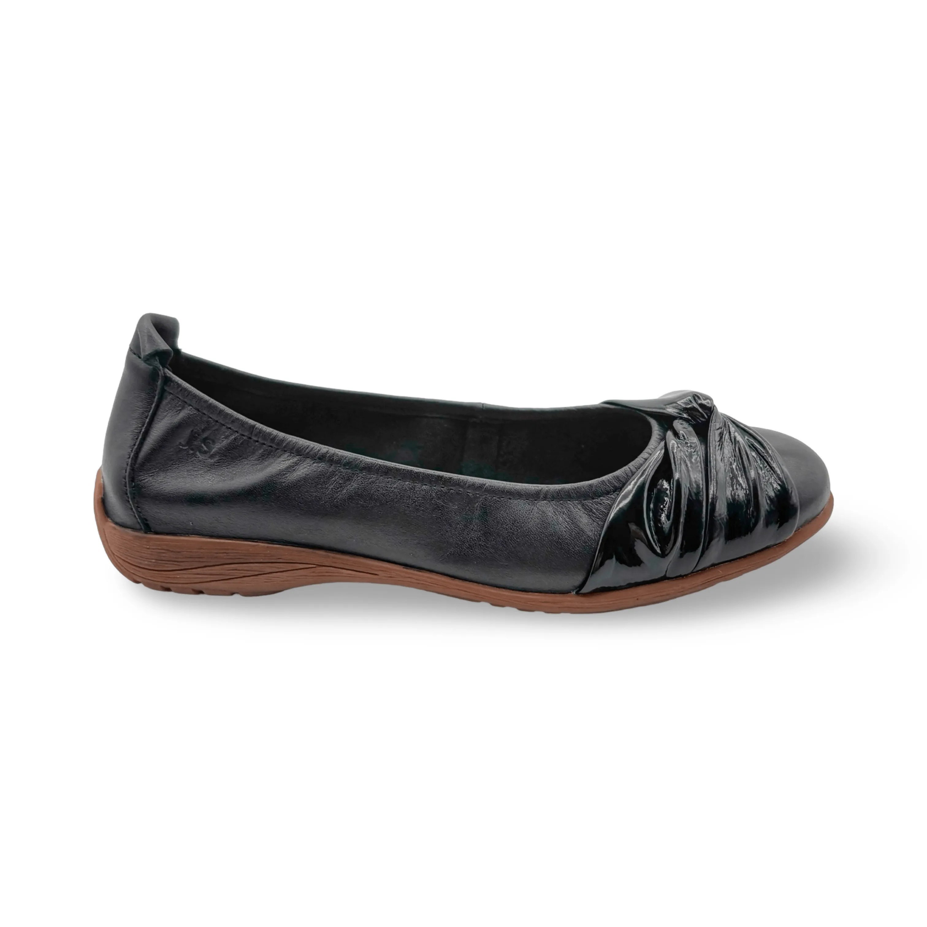 Neutral Base Fenja Black Leather/Patent Flat