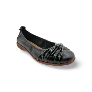Rapid Motion Fenja Black Leather/Patent Flat