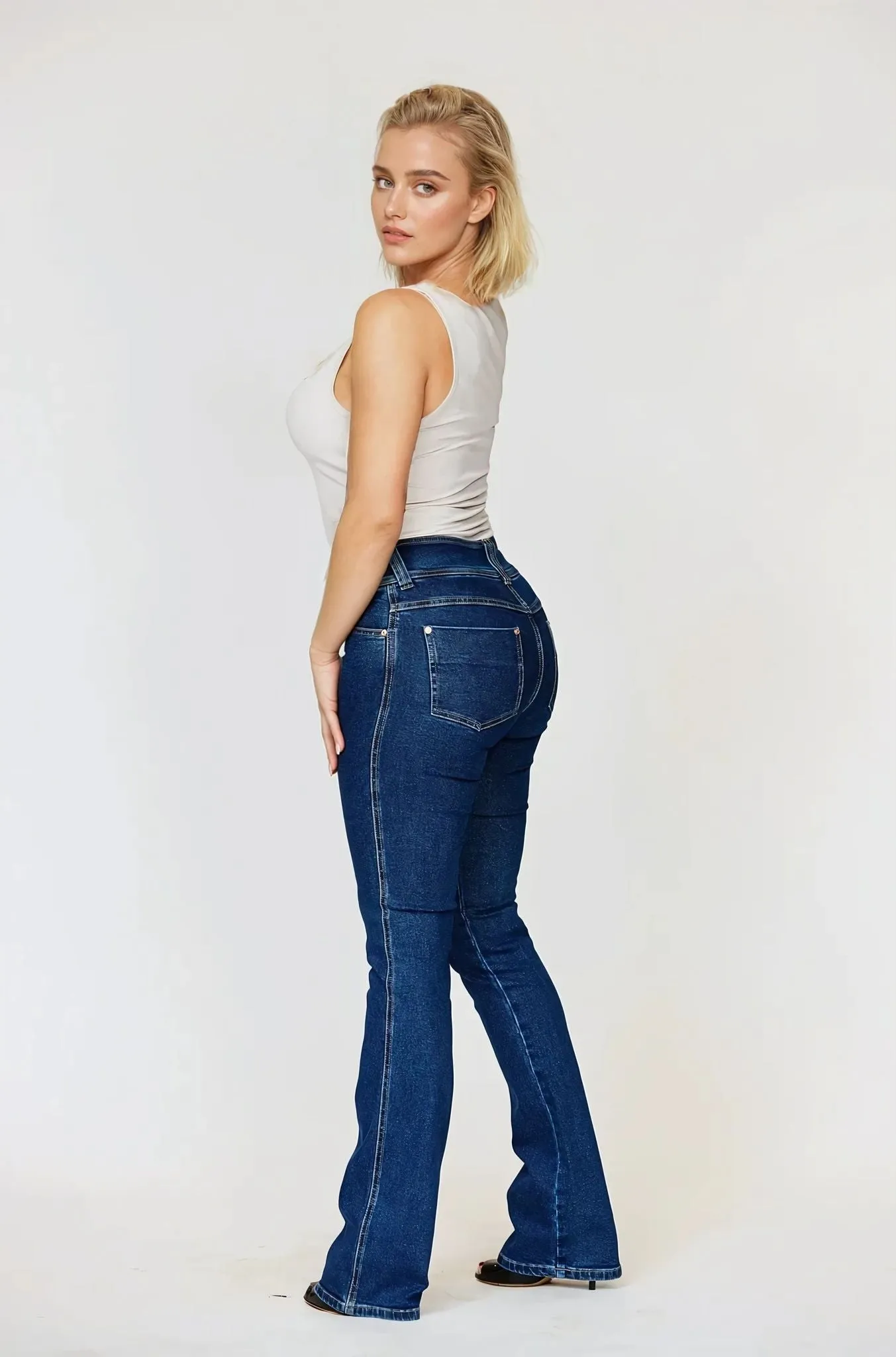 Elegant Travel Outfit Minimalist Style Layer Staple Fever Vintage Bootcut Jean