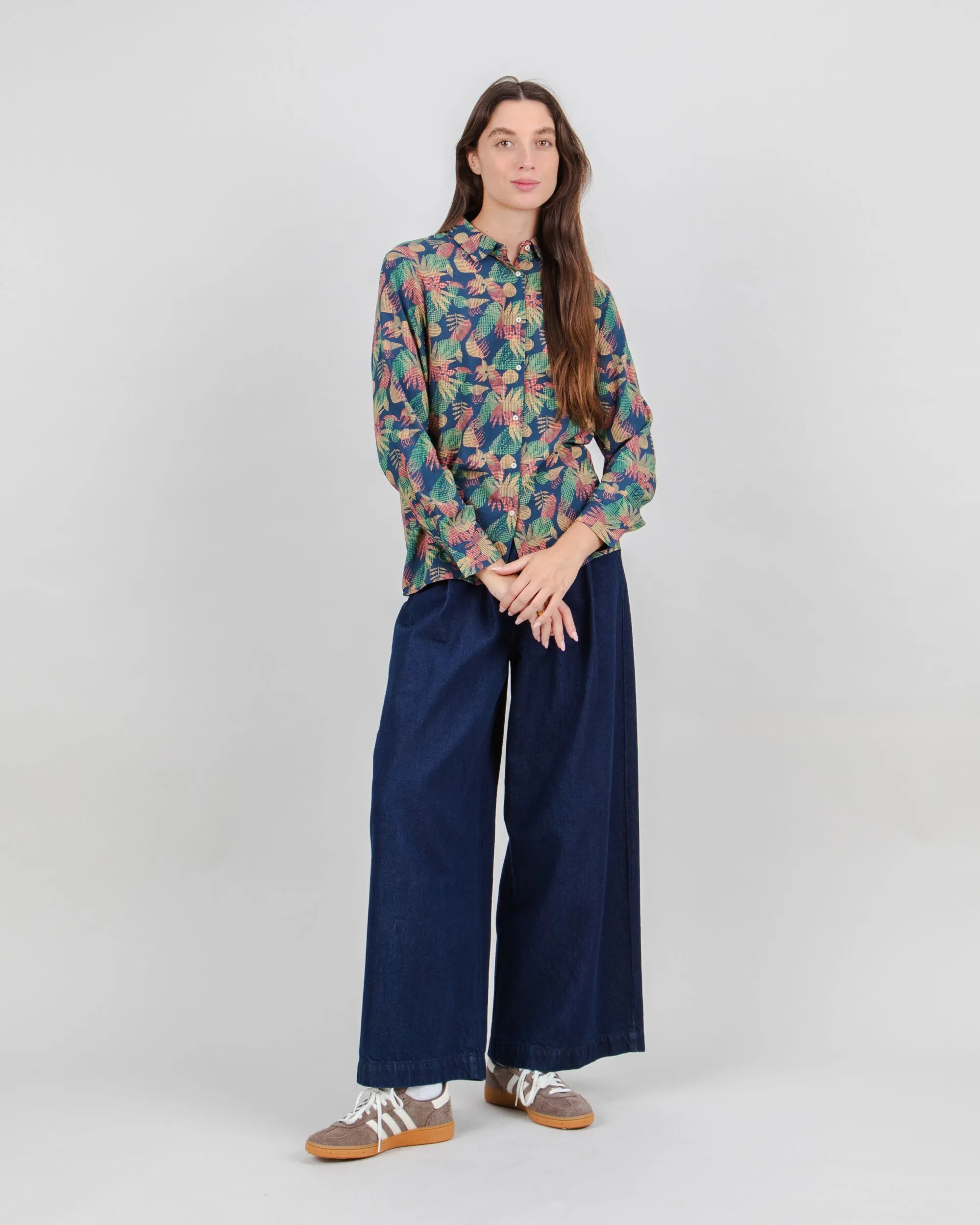 Skin Friendly Blends Smart Casual Look Flower Vichy Blouse Navy