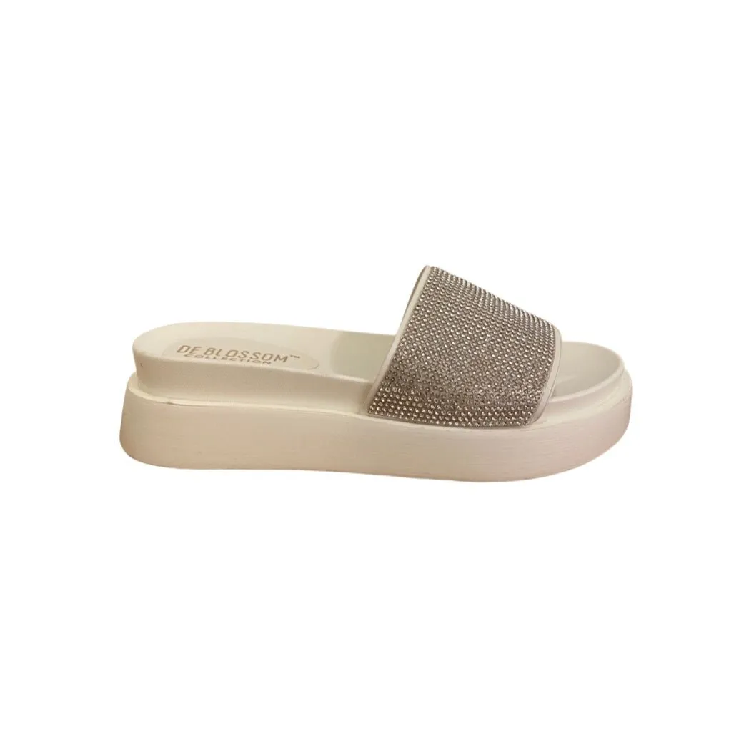 Darcy Shimmer Slide Celebrity Vibe Travel Must