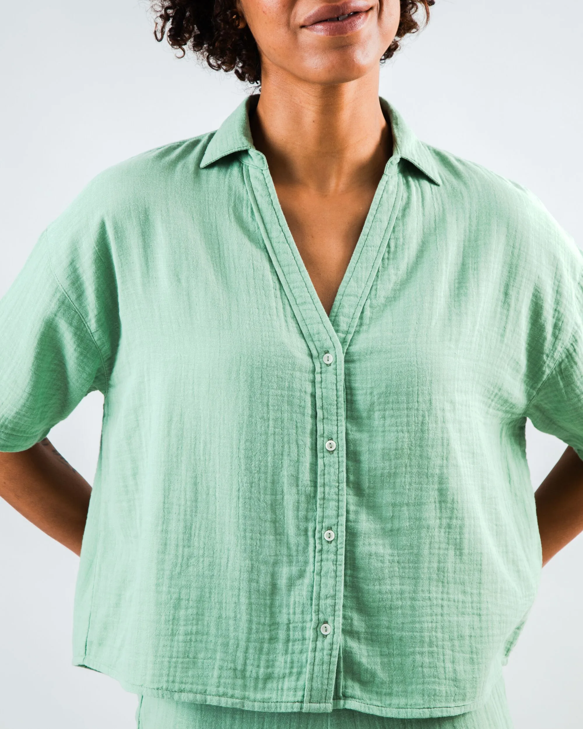 Soft Stretch Fit Bubble Cropped Blouse Light Green